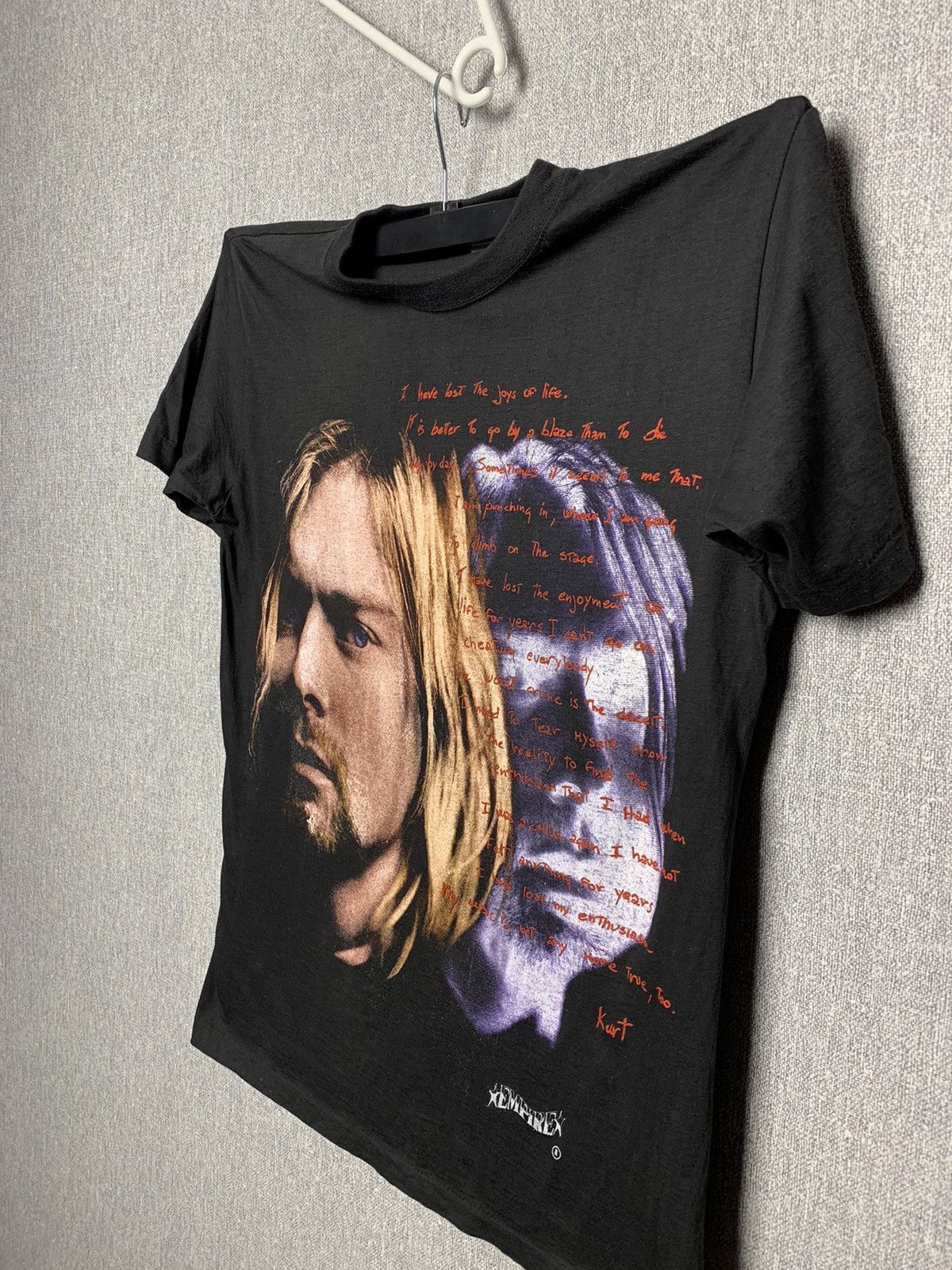 Band Tees Vintage 90s Kurt Cobain Grunge Is Dead Single Stitch rare Size US M / EU 48-50 / 2 - 5 Thumbnail