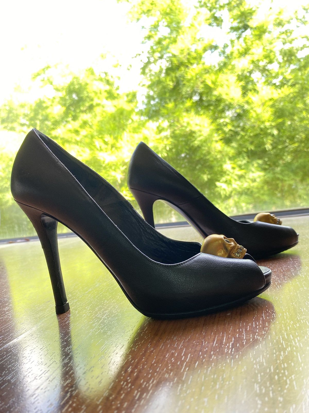 Alexander McQueen Alexander McQueen Leather Embellished Skull Peep Toe Pumps Size US 6 / IT 36 - 3 Thumbnail