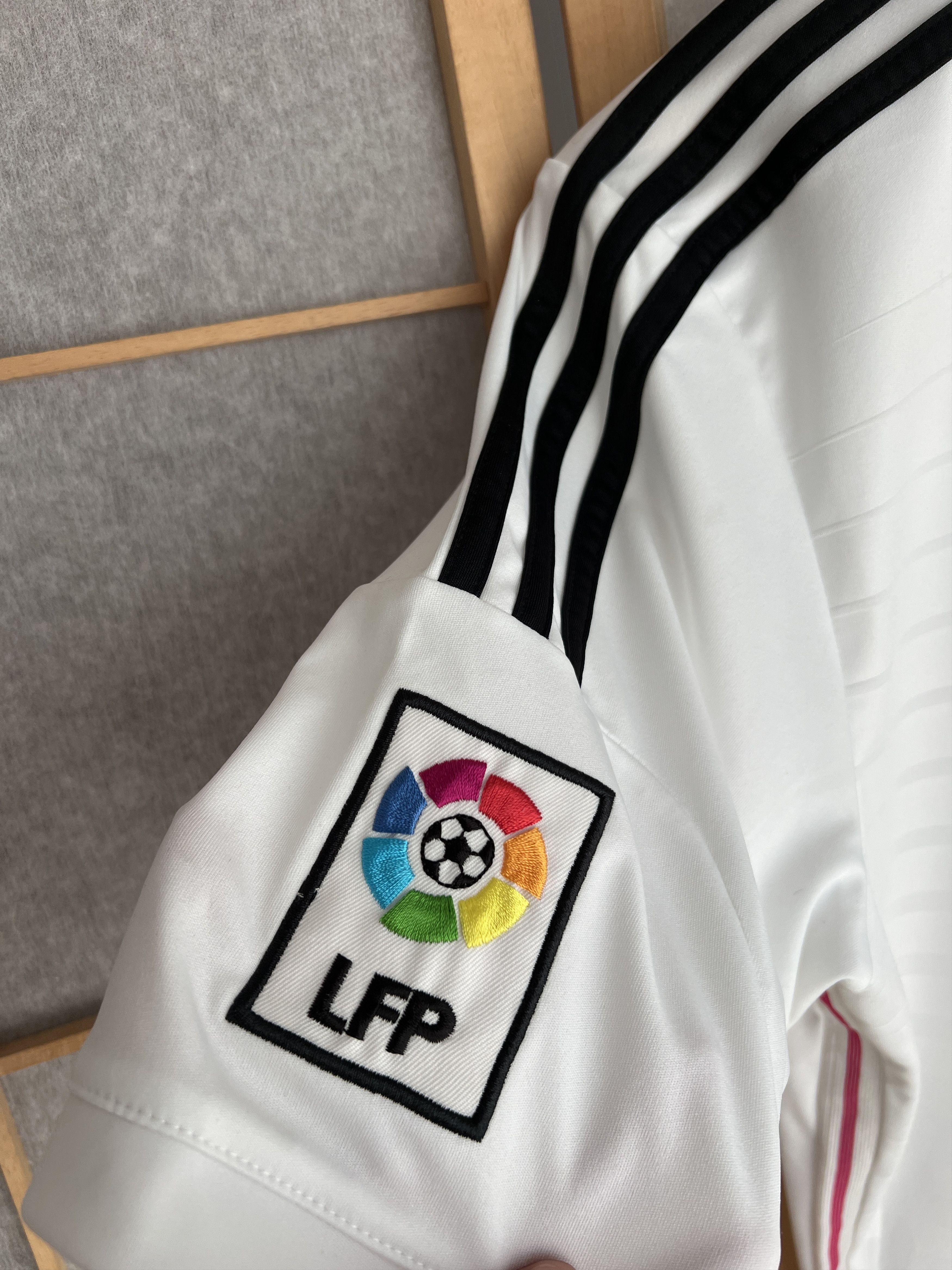 Adidas Adidas FC Real Madrid 2014 Home football shirt soccer jersey Size US S / EU 44-46 / 1 - 10 Thumbnail