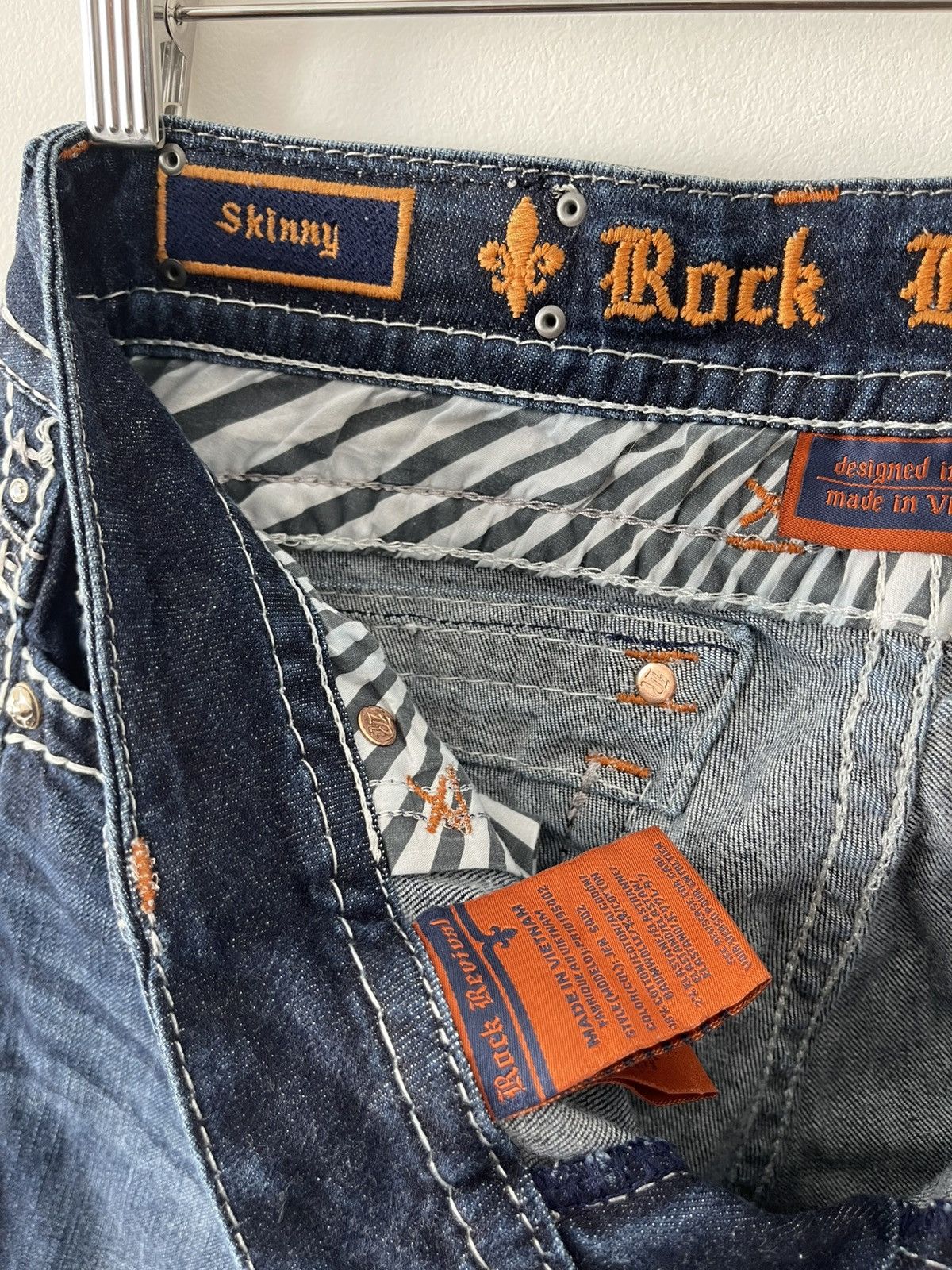 Rock Revival Rare ROCK REVIVAL Skinny Embellished Flap Pockets Size US 29 - 15 Thumbnail
