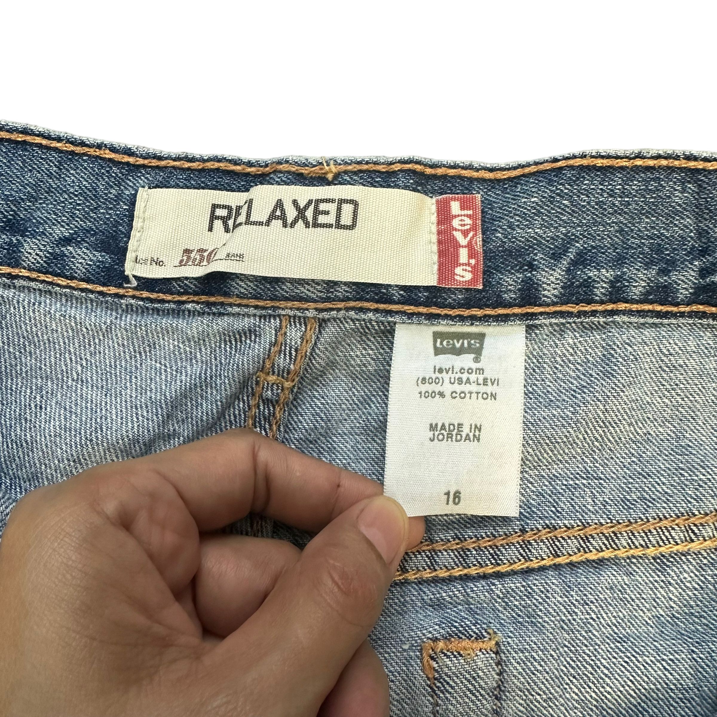Levi's LEVIS 550 DENIM SHORTS #8409-008 Size US 36 / EU 52 - 5 Thumbnail