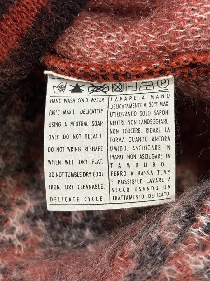 Salvatore Ferragamo 1990s Ferragamo Red Mohair Crewneck Sweater Size US M / EU 48-50 / 2 - 9 Thumbnail