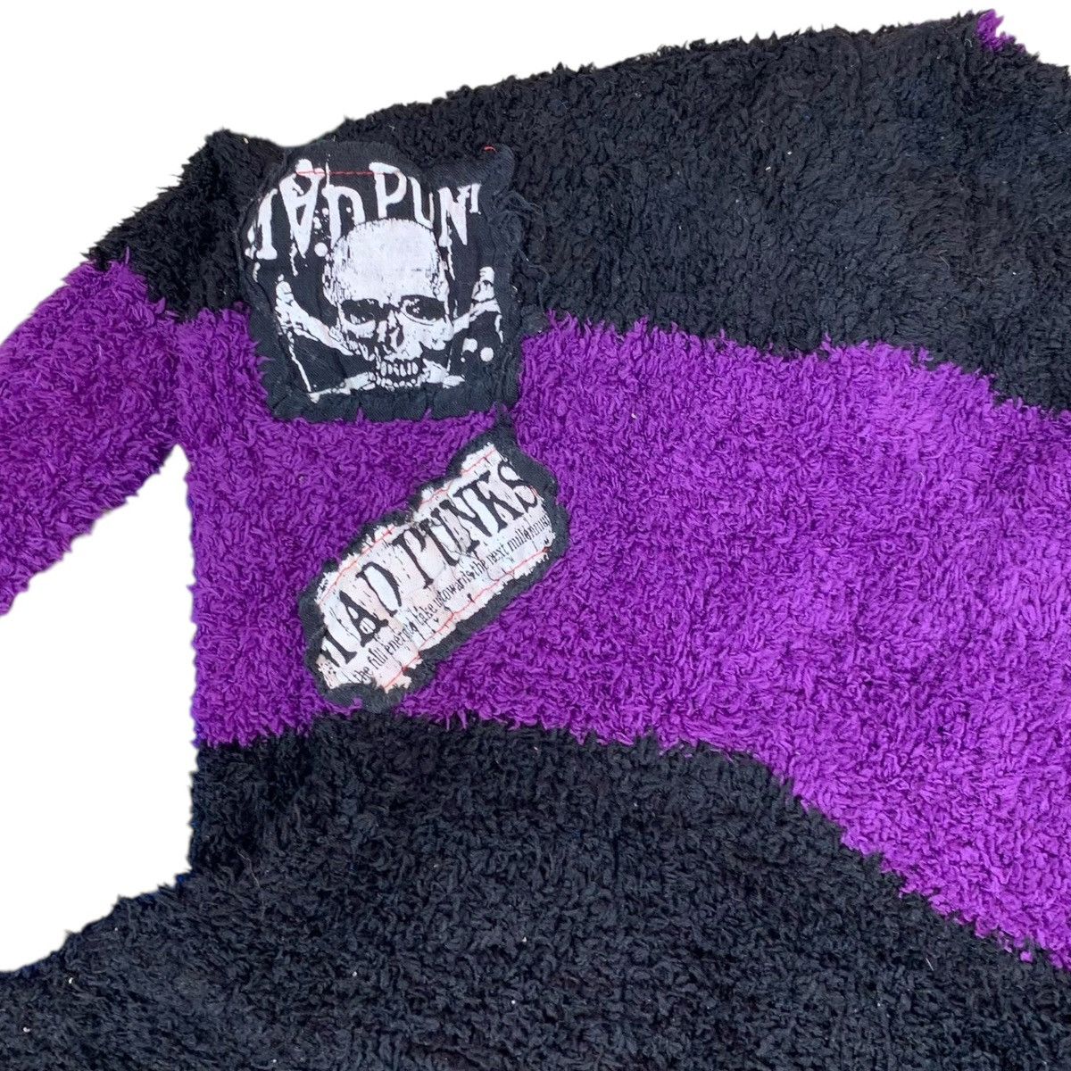 Japanese Brand Vintage Mad Punks Patchwork Cardigan Hoodie Sweater Gothic Size US S / EU 44-46 / 1 - 11 Thumbnail