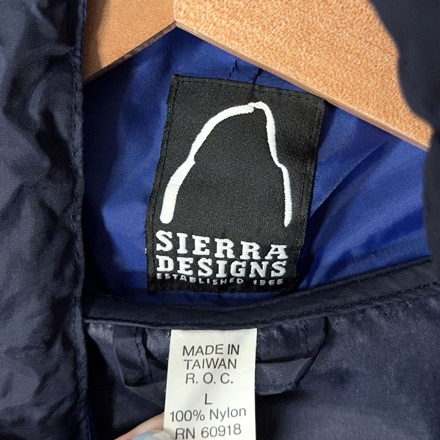 Sierra Designs VINTAGE Sierra Designs Micro Light Anorak Jacket Mens Large Blue Hooded 1/4 Zip Lightweight Lined Pockets Zipper Spring 80s 90s Era Mens Size US L / EU 52-54 / 3 - 2 Thumbnail