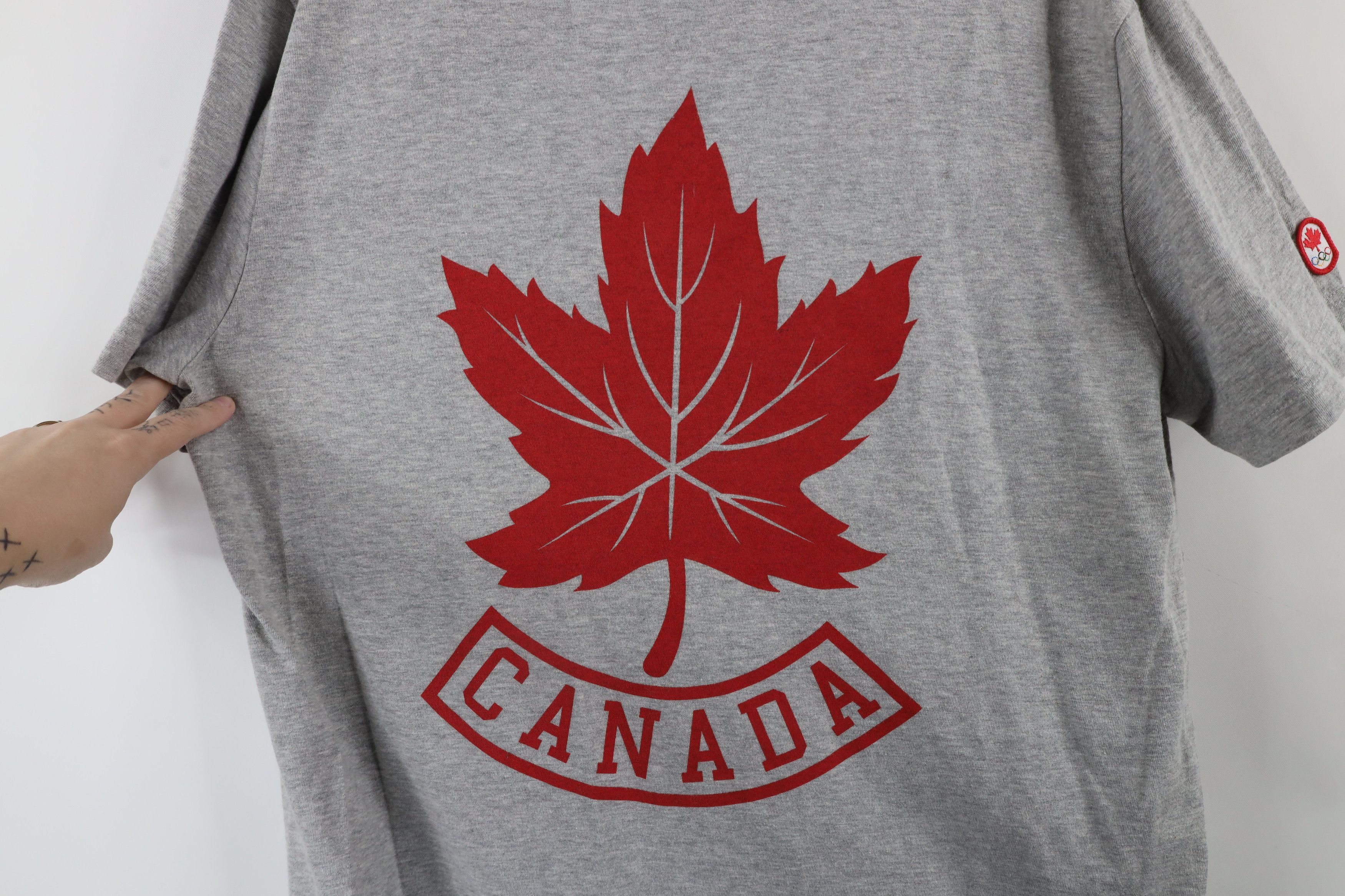 Vintage Deadstock Hudsons Bay Co 2012 Olympics Canada T-Shirt Gray Size US L / EU 52-54 / 3 - 8 Thumbnail