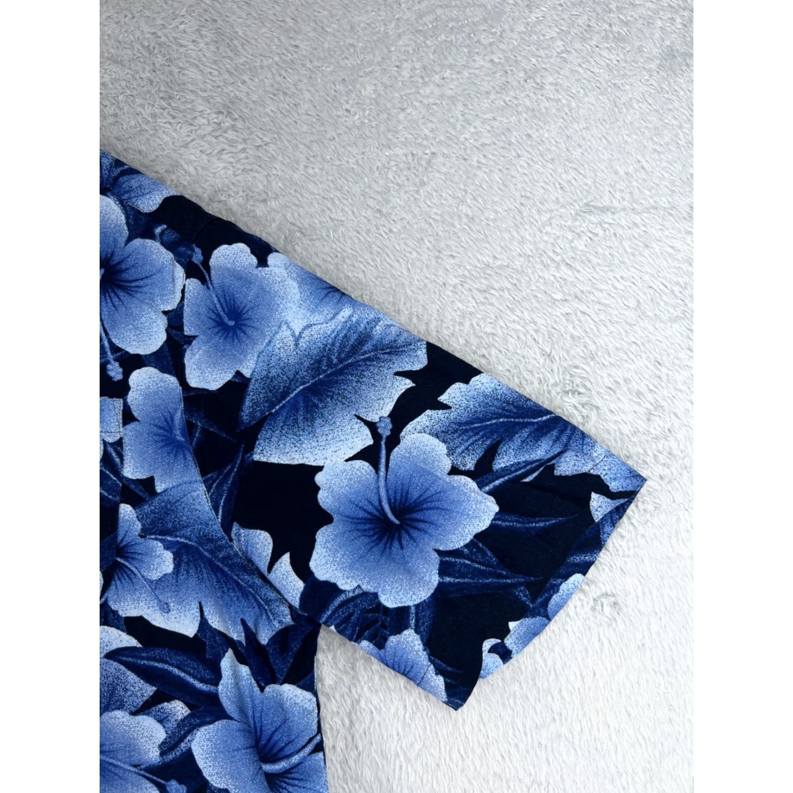 George George Men's Hawaiian Button-Up Shirt 2XL Blue Floral Rayon Short Sleeve Casual Size US XXL / EU 58 / 5 - 2 Thumbnail