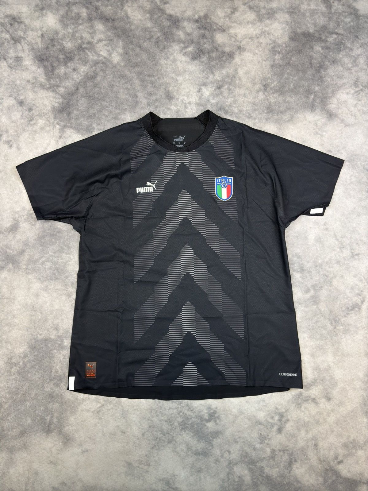 Puma Puma Italy Ultraweave 2020 21 SAMPLE soccer jersey rare Size US XL / EU 56 / 4 - 1 Thumbnail