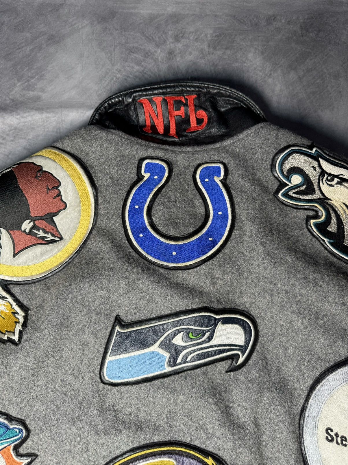 Jeff Hamilton × NFL × Reebok Jeff Hamilton x Reebok NFL, jacket. 1990s Size US XXL / EU 58 / 5 - 10 Thumbnail