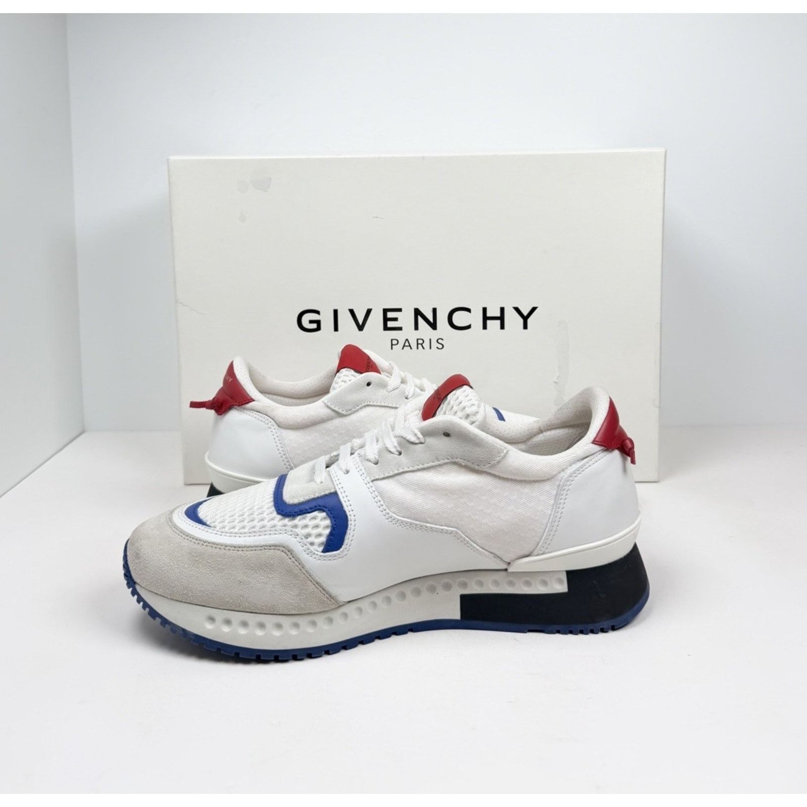 Givenchy Size 39EU/6US - Givenchy Active Runners 1952 Size US 6 / EU 39 - 6 Thumbnail