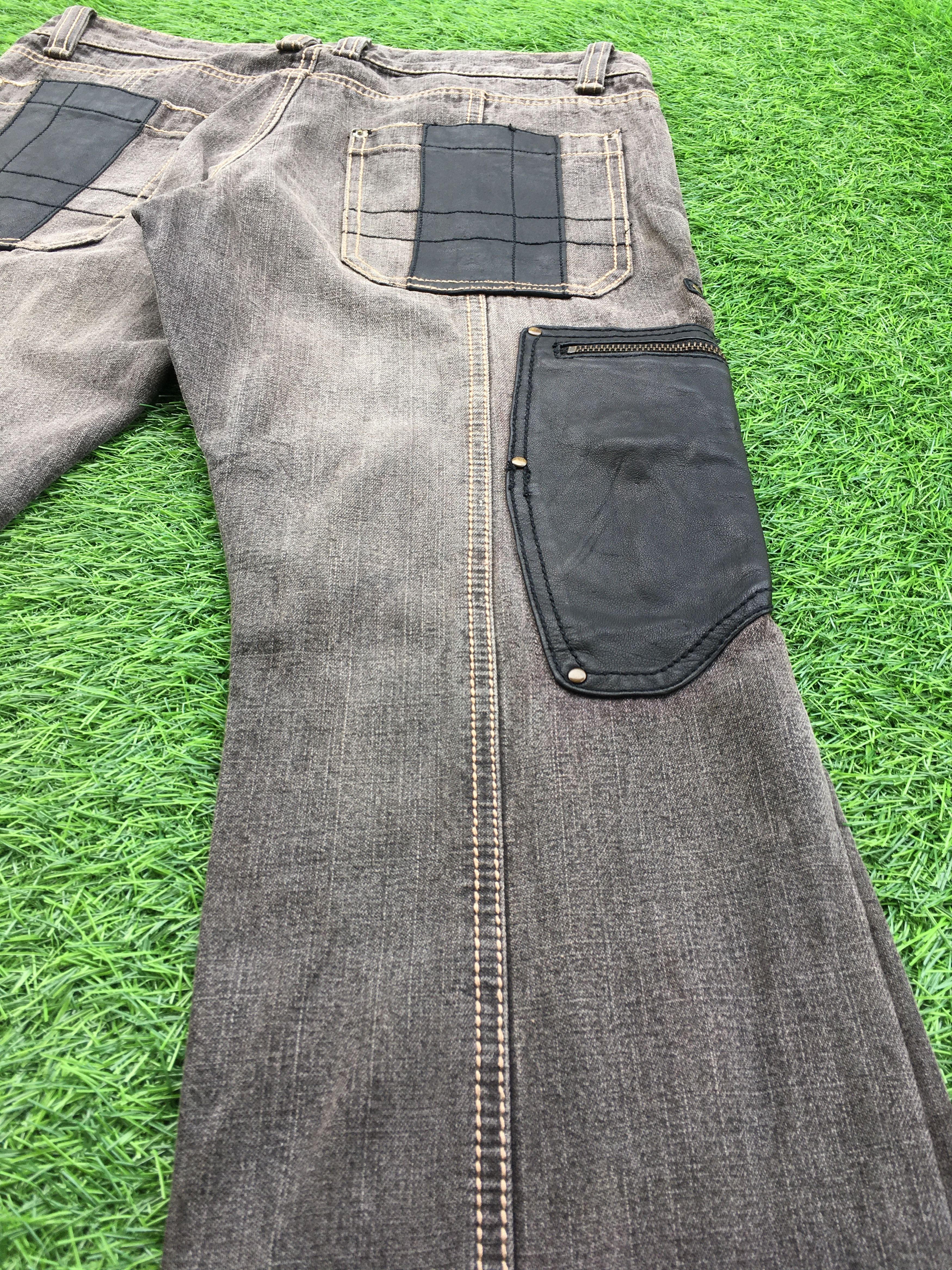 Japanese Brand Japanese Flare Leather Patch Jeans D-990 Size US 30 / EU 46 - 7 Thumbnail