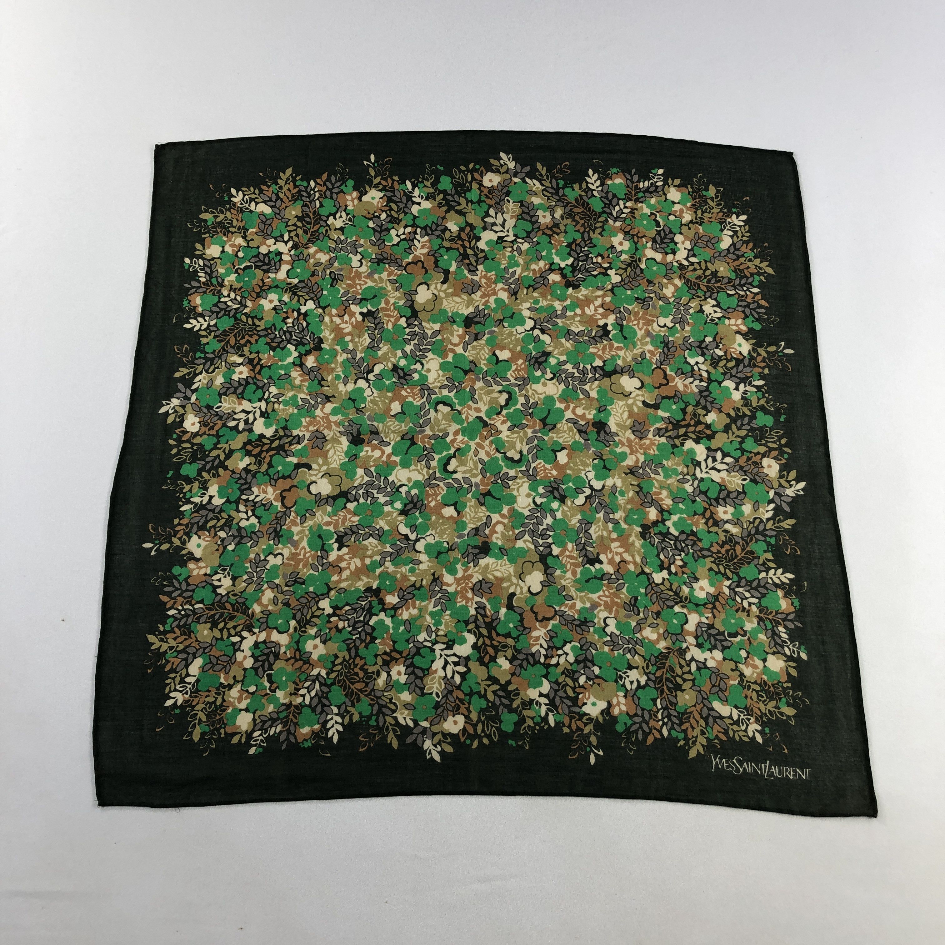 Yves Saint Laurent YSL Handkerchief Neckerchief Bandana H2533 Size ONE SIZE - 1 Thumbnail