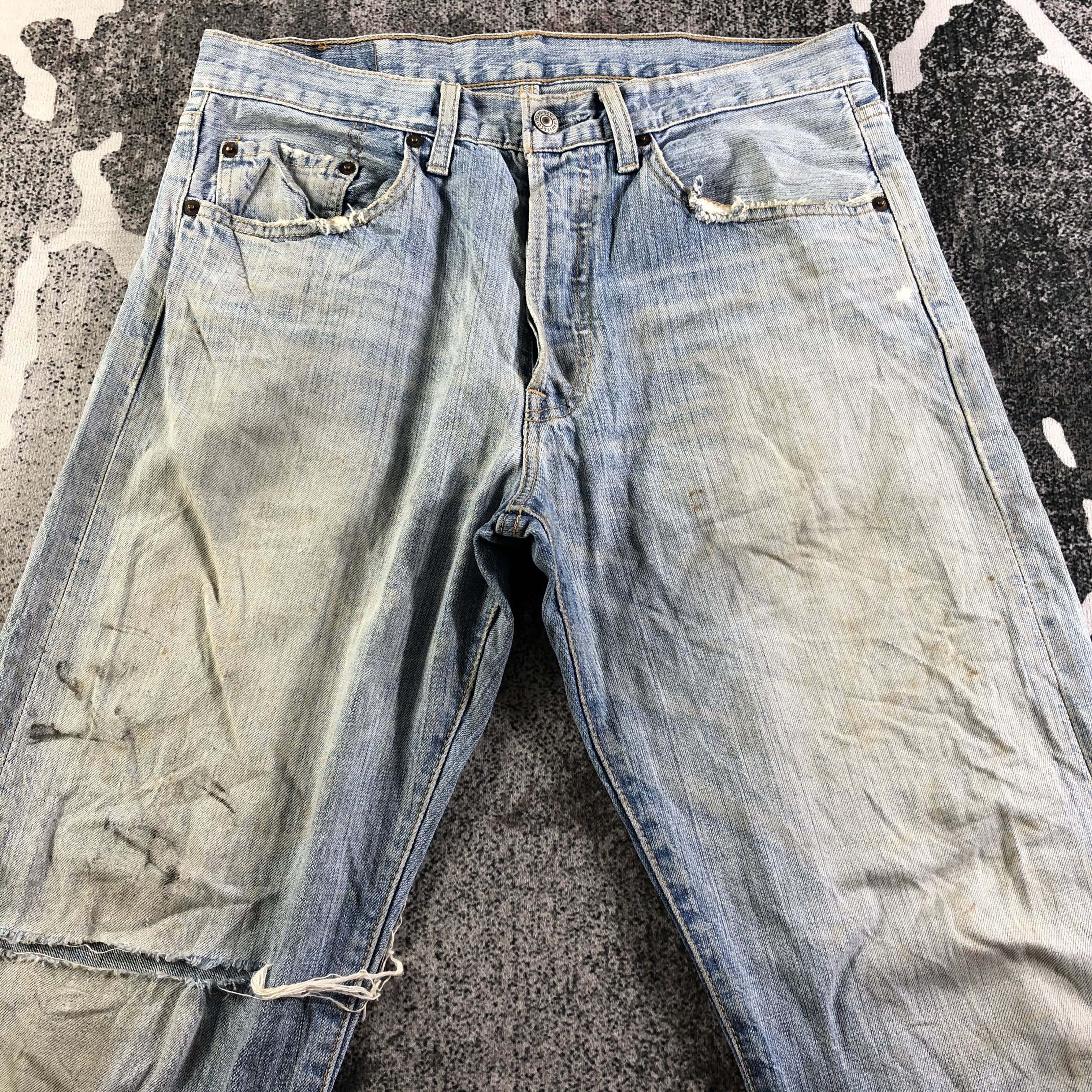 Levi's Vintage Levis 501 Jeans Ripped Denim KJ3110 Size US 32 / EU 48 - 3 Thumbnail