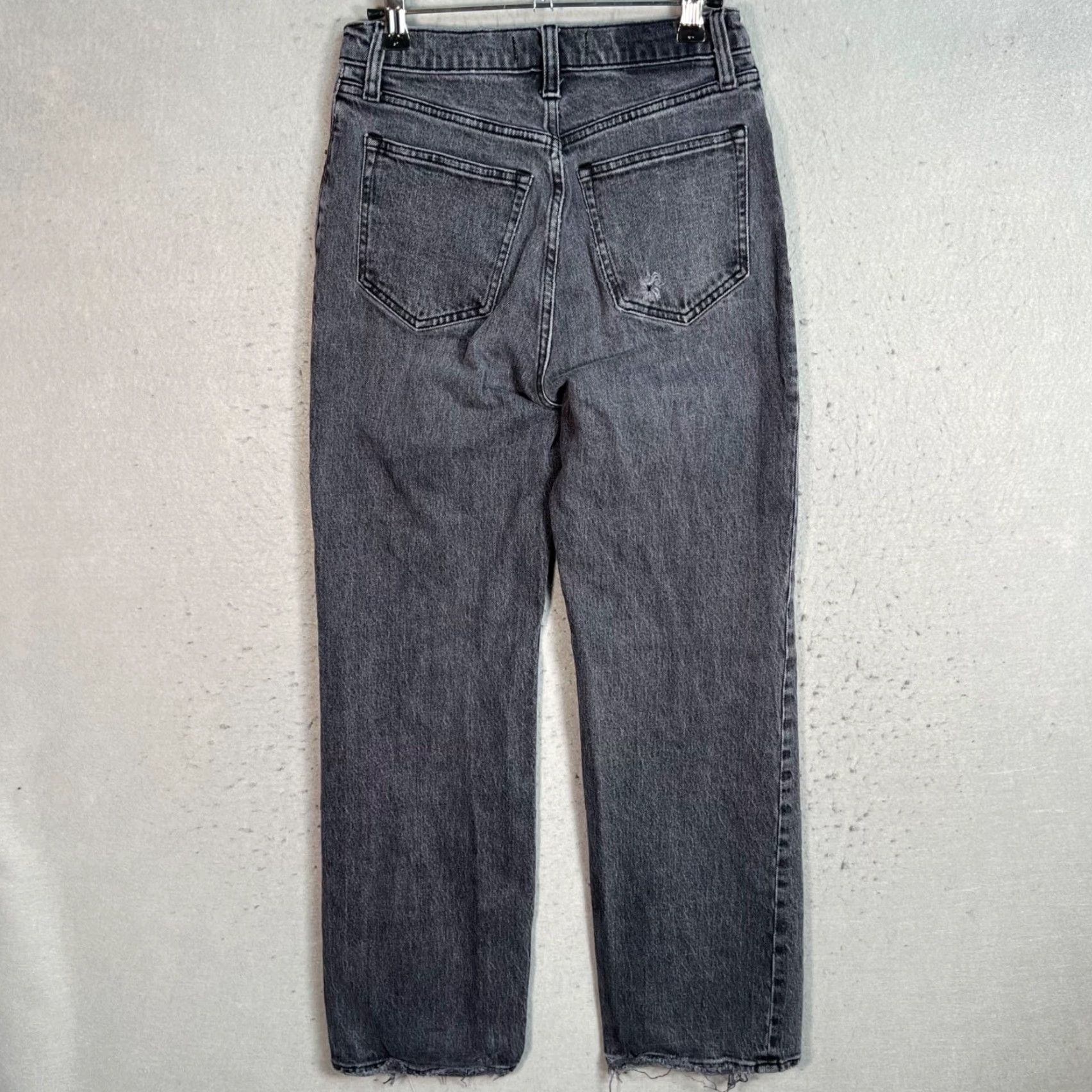Abercrombie & Fitch Abercrombie & Fitch Jeans Women 25 Gray Denim High Rise Relaxed 90s 5-Pocket Womens Size 42" / US 20 - 2 Thumbnail