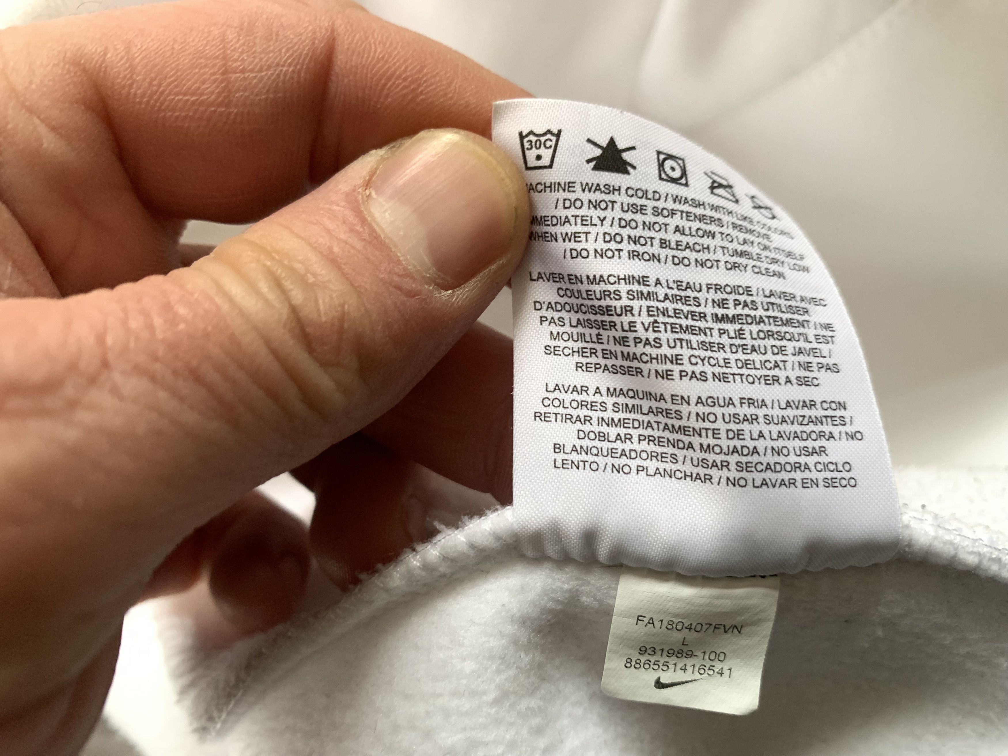 Nike Nike Dri-FIT White Big Logo Printed Hoodie Size US L / EU 52-54 / 3 - 8 Thumbnail