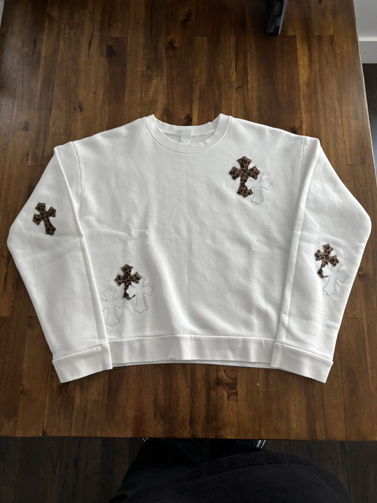 Chrome Hearts Chrome Hearts Leopard And White Patch Crewneck Size US S / EU 44-46 / 1 - 2 Thumbnail