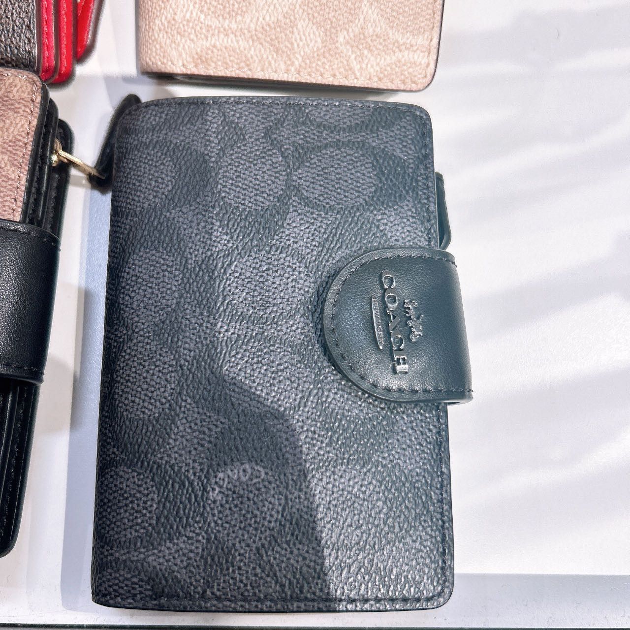 Coach Medium Corner Zip Wallet In Signature Canvas CW786 Size ONE SIZE - 5 Thumbnail