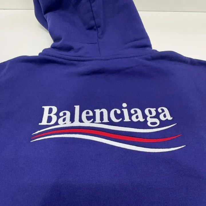 Balenciaga Balenciaga Balenciaga Logo Embroidered Hoodie in Deep Blue Size US M / EU 48-50 / 2 - 7 Thumbnail