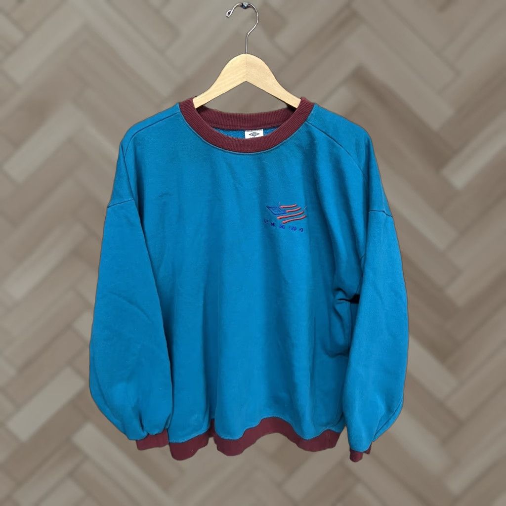 Umbro VINTAGE Umbro Mens Blue Pullover Sweater USA 1994 Size XL Made in USA Soccer Size US XL / EU 56 / 4 - 1 Thumbnail