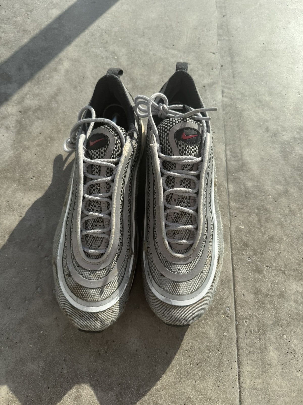 Nike Nike Air Max 98 Silver Bullet Size US 10 / EU 43 - 2 Thumbnail
