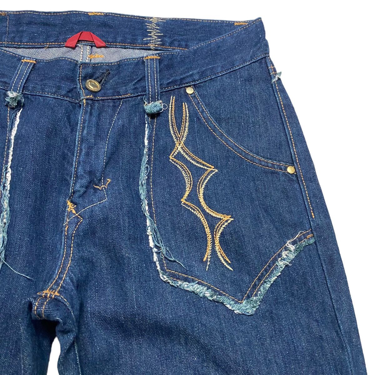 Edwin Vintage Edwin Denim Flare Jeans Tribal Embroidery Size US 32 / EU 48 - 5 Thumbnail