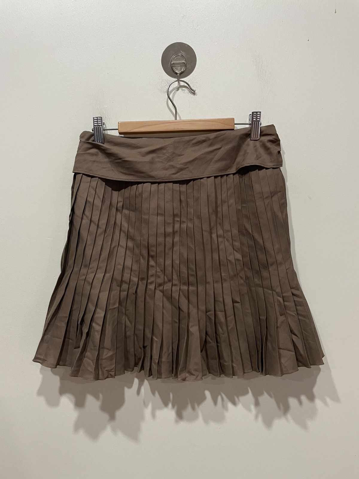 Burberry Burberry Pleated Mini Skirt Size 26" / US 2 / IT 38 - 2 Thumbnail