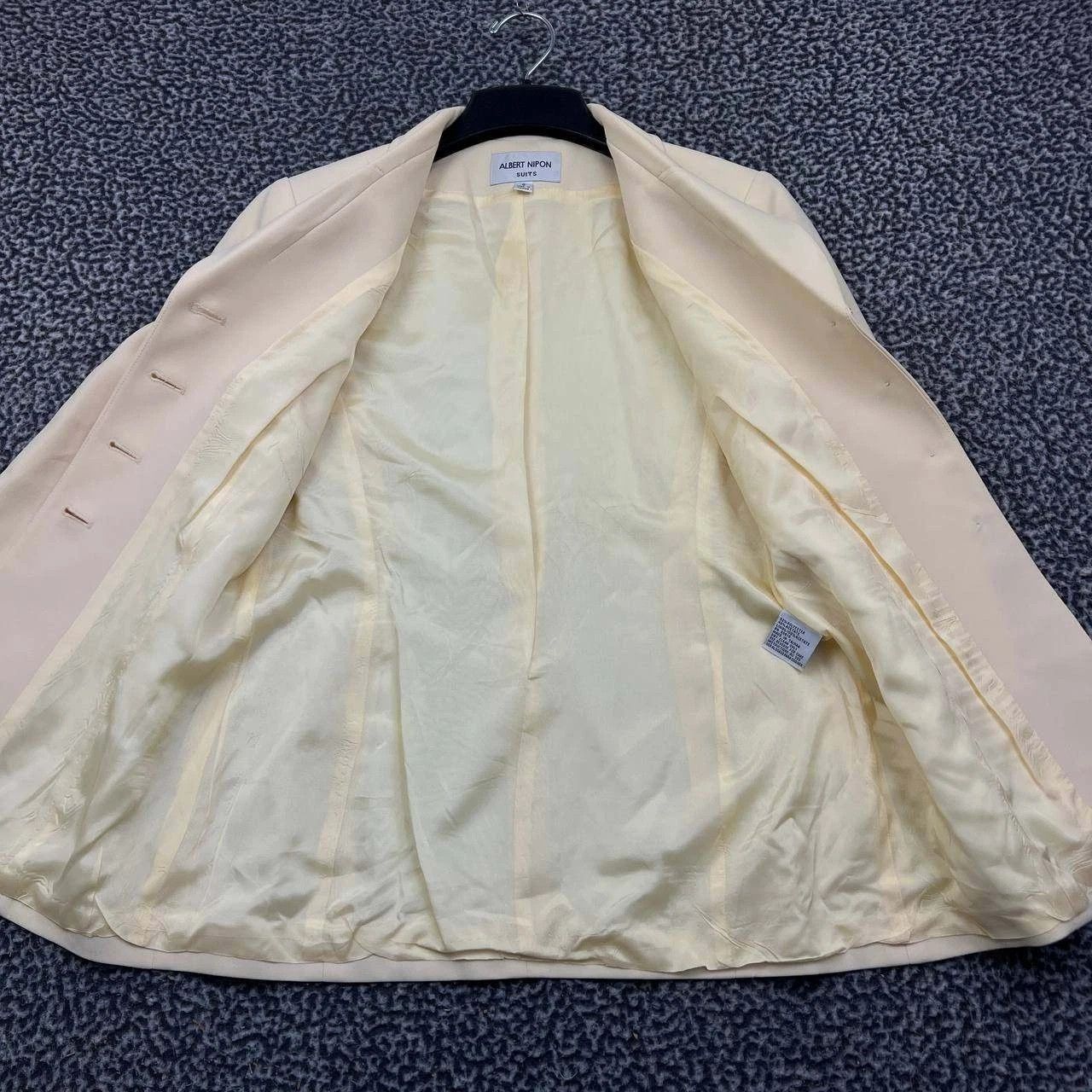 Albert Nipon Vintage Albert Nipon Blazer Suit Women 8 Cream 4 Button Size M / US 6-8 / IT 42-44 - 8 Thumbnail