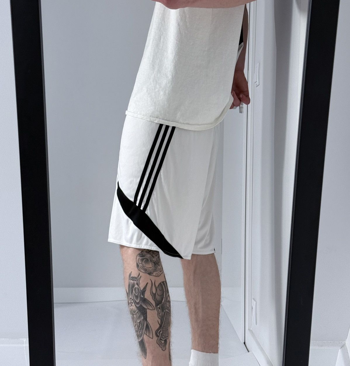 Other Vintage Adidas Y2K avantgarde streetwear shorts Size US 32 / EU 48 - 1 Thumbnail
