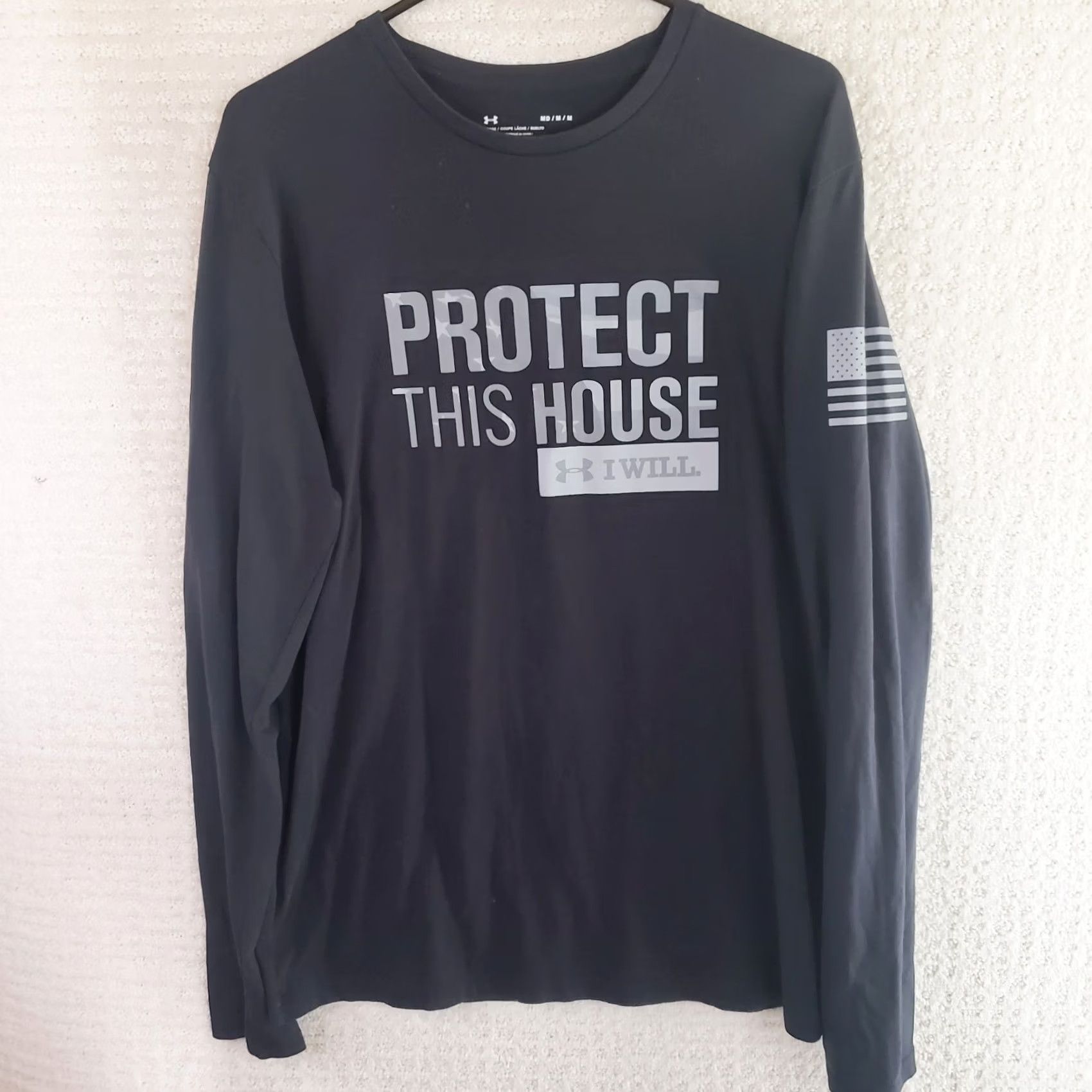 Under Armour Under Armour Shirt Men's M Black Long Sleeve Tee Camo Letters Logo Heatgear Jersey Crew Neck Size US M / EU 48-50 / 2 - 2 Thumbnail