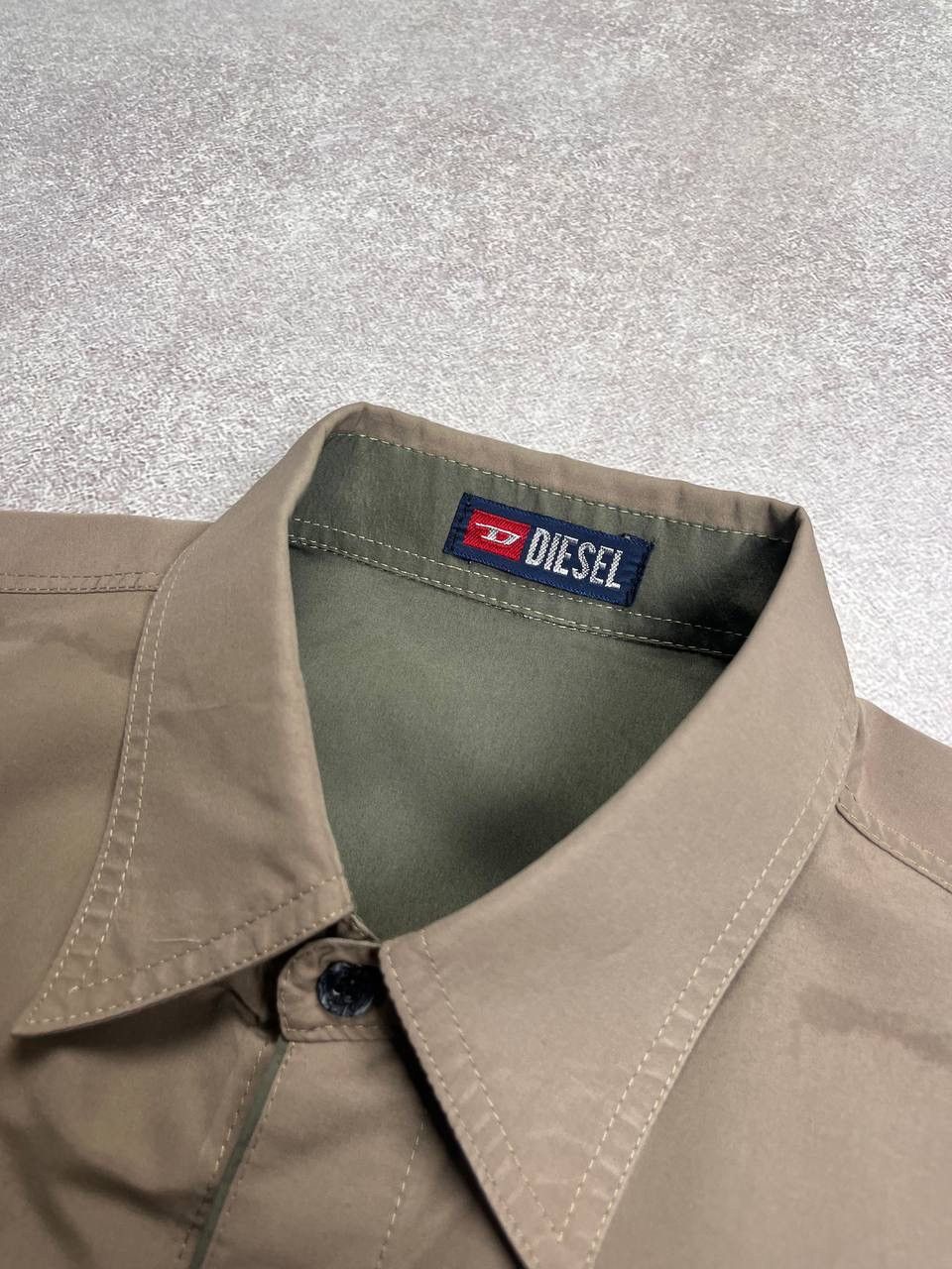 Diesel Vintage Diesel Archival Boxy Cropped Shirt Y2K L Size US L / EU 52-54 / 3 - 3 Thumbnail