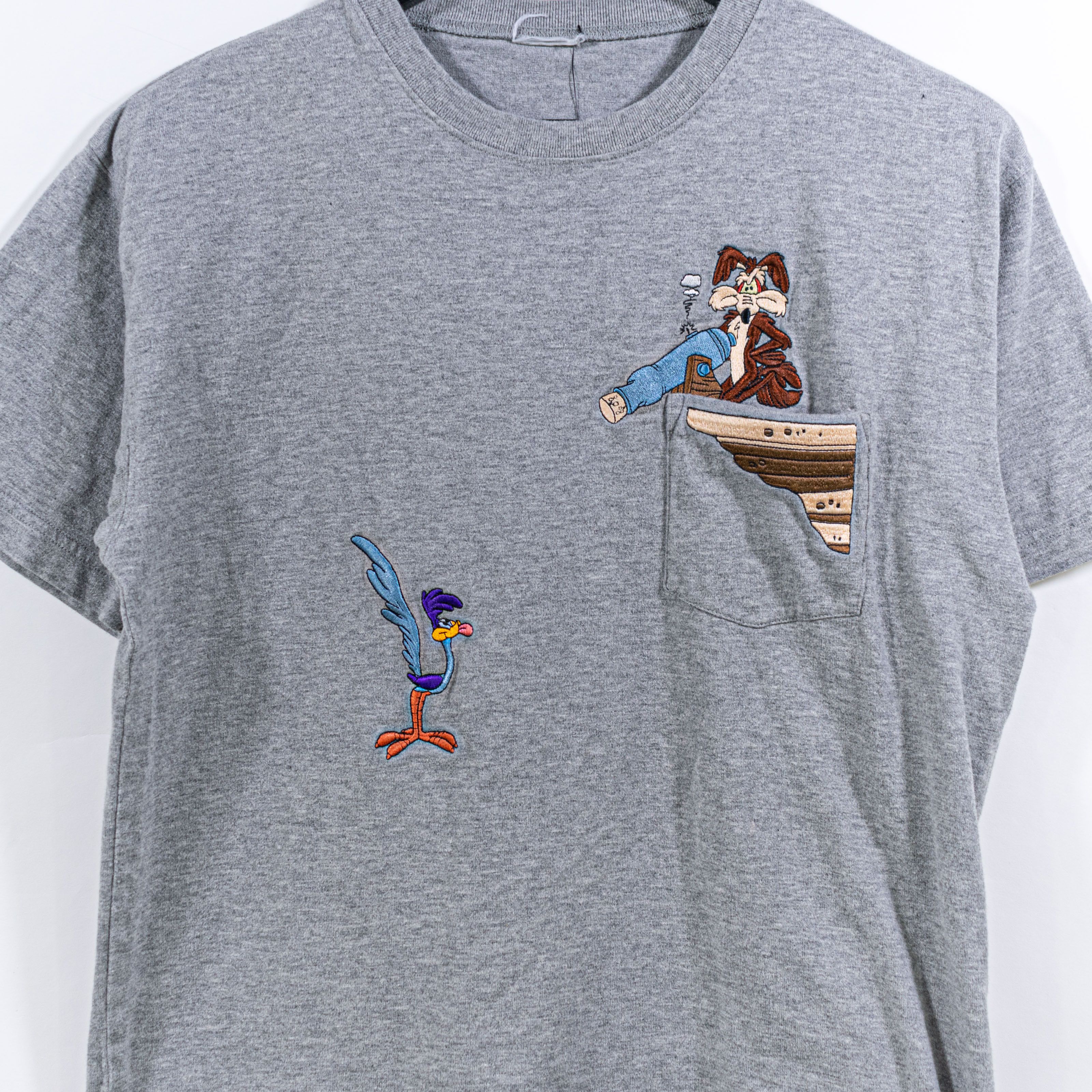 Vintage × Warner Bros Looney Tunes Wile E Coyote RoadRunner Pocket T-Shirt VTG Size US M / EU 48-50 / 2 - 3 Thumbnail