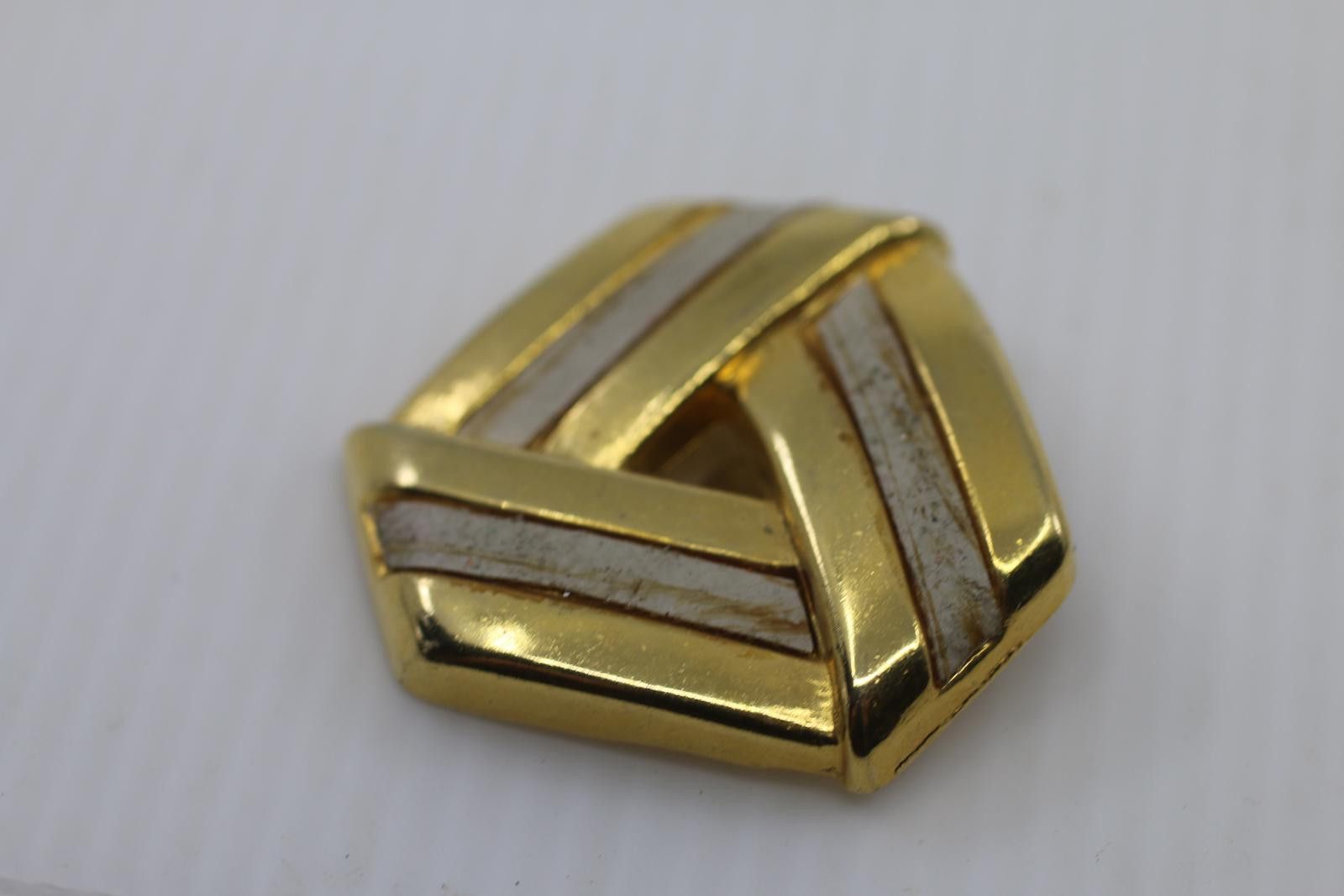 The Unbranded Brand Vintage Geometric Gold Tone Brooch Abstract Metal Pin Size ONE SIZE - 2 Thumbnail