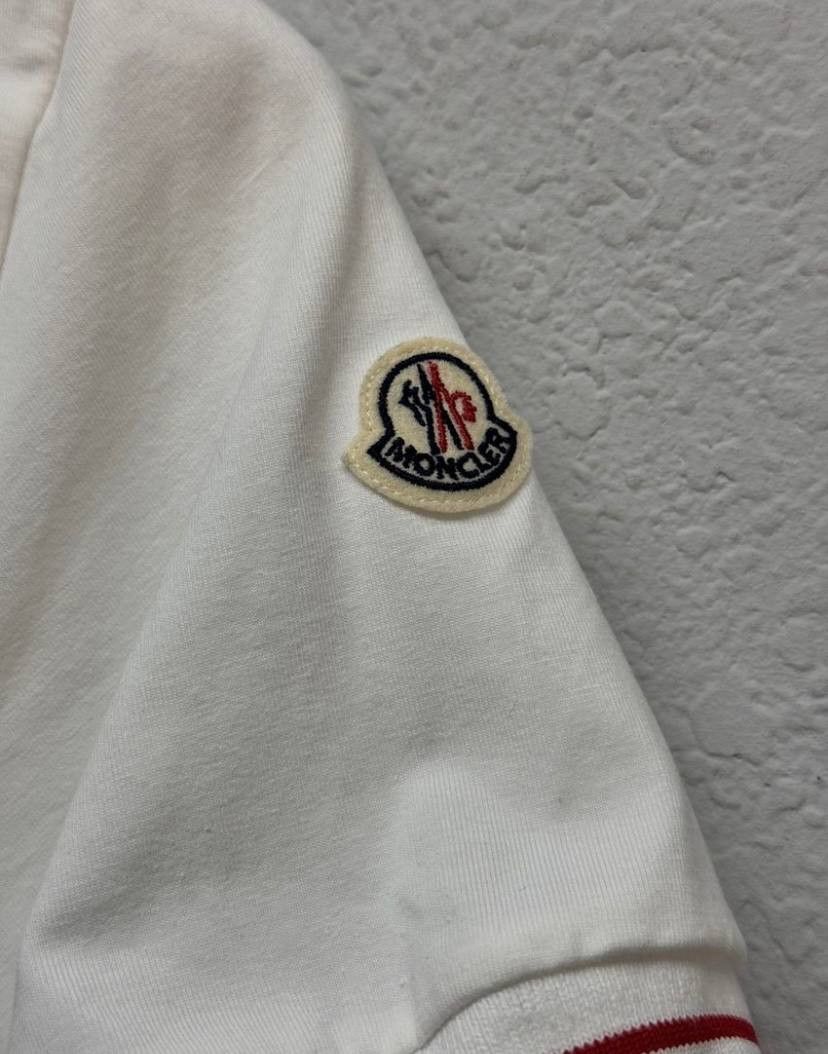 Moncler Moncler Vintage Luxury T-shirt Tee Size US S / EU 44-46 / 1 - 7 Thumbnail