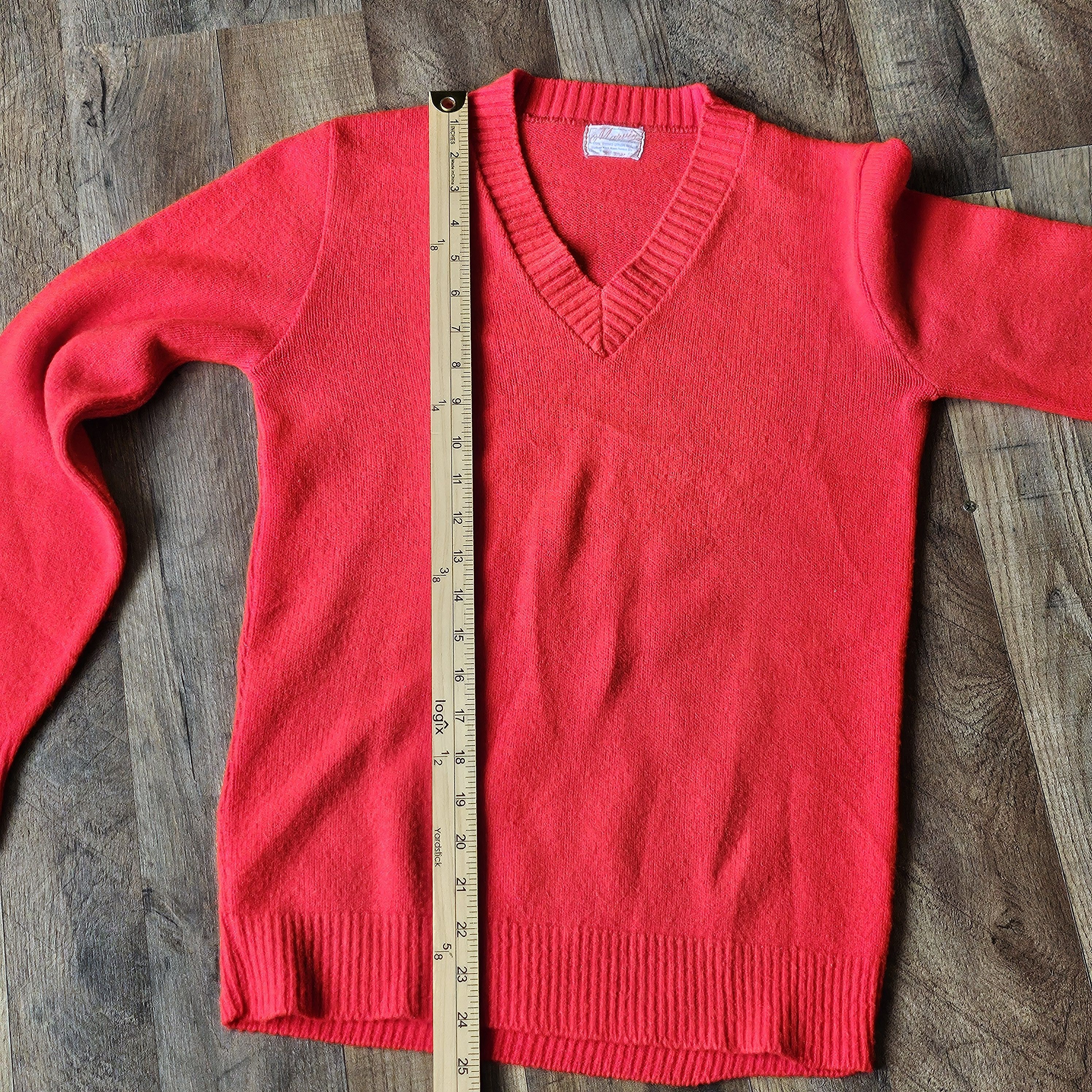 Vintage Vintage 70s Marvin Red V-Neck Sweater Acrylic Made In USA Size US S / EU 44-46 / 1 - 6 Thumbnail
