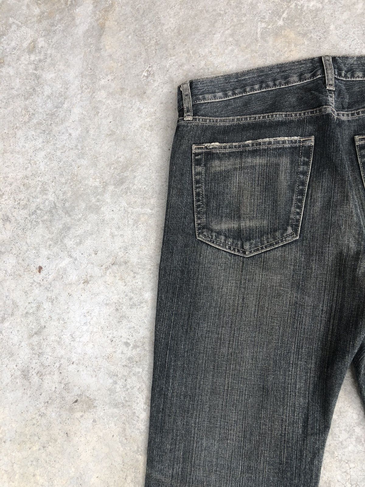 If Six Was Nine Japanese Uniqlo Flared Jeans Distressed Jeans Broken Denim Size US 34 / EU 50 - 9 Thumbnail
