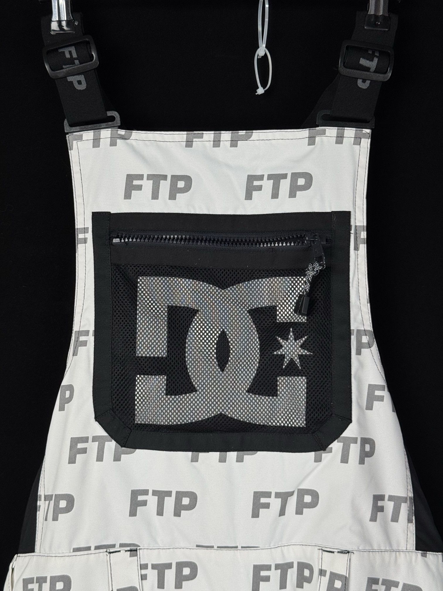 DC × Fuck The Population DC X FTP xs Size US XS / EU 42 / 0 - 8 Thumbnail