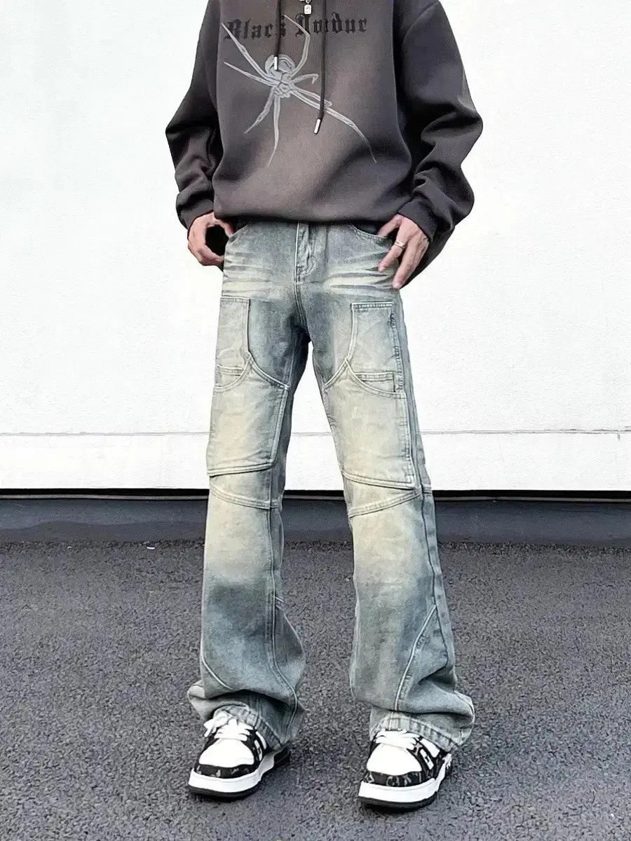 Japanese Brand Retro Multi Pocket Loose Micro Flare Jeans Size US 32 / EU 48 - 1 Thumbnail