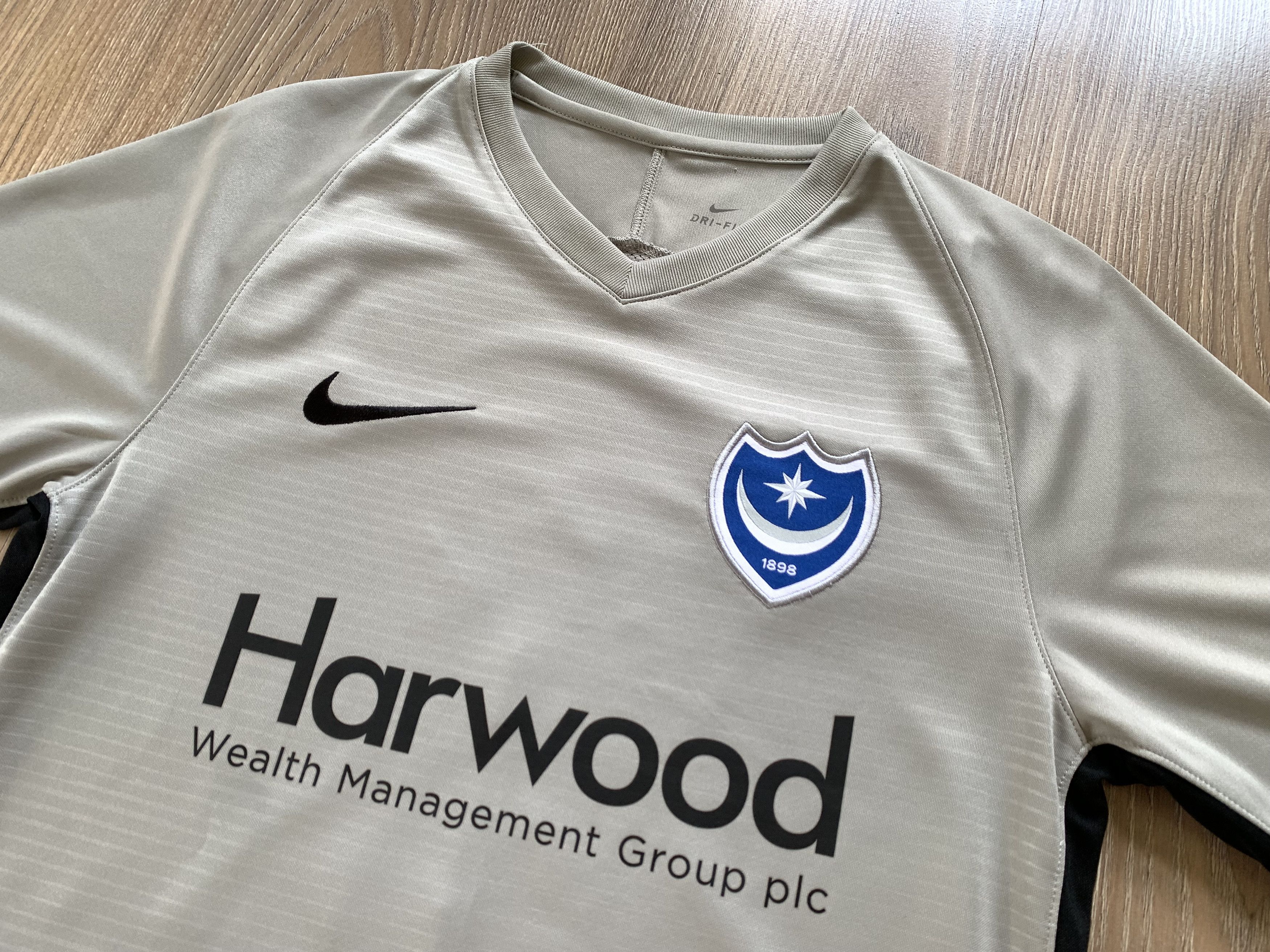 Nike Nike Portsmouth Away Soccer Jersey 19-20 #3 Size US S / EU 44-46 / 1 - 4 Thumbnail