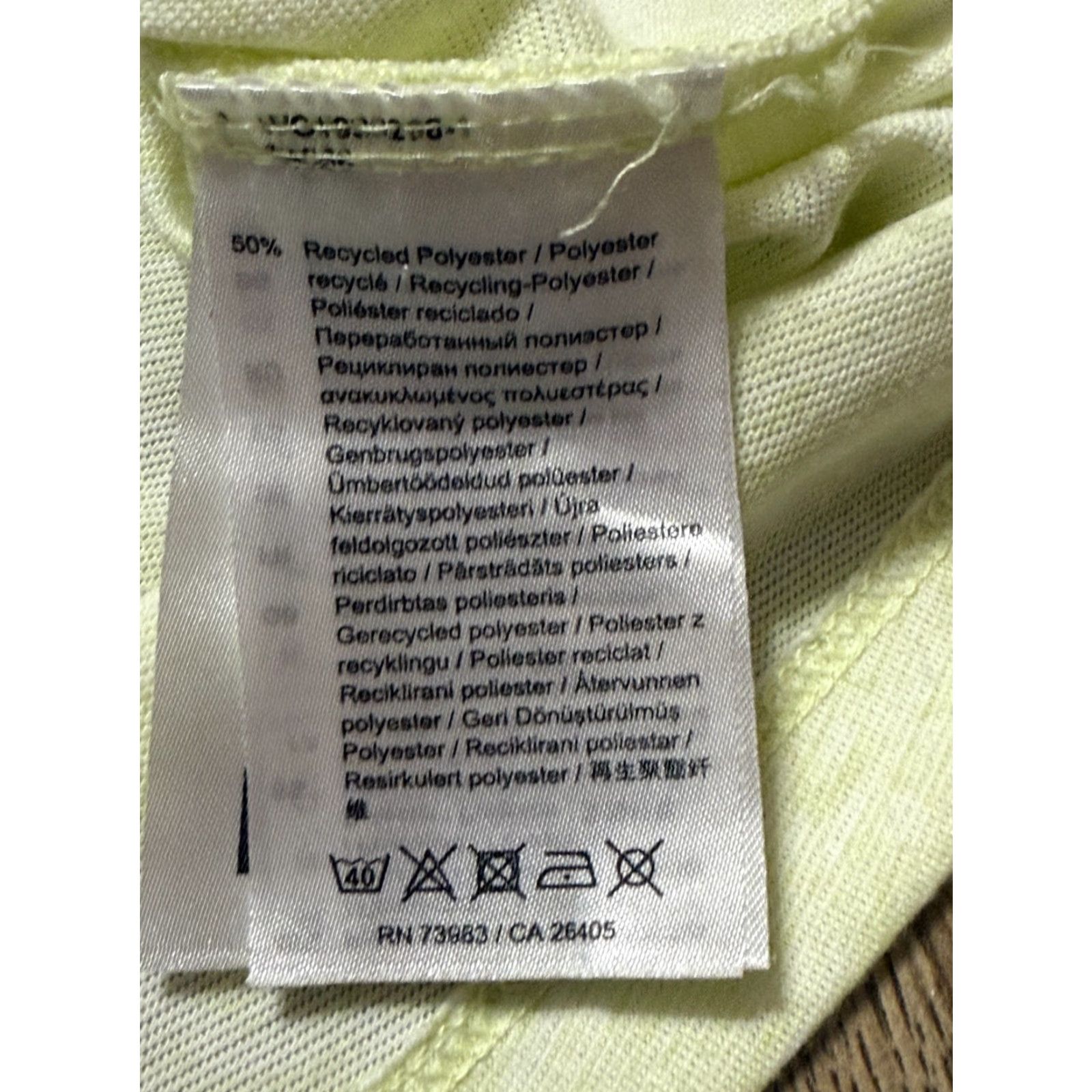 Helly Hansen VINTAGE? No — Helly Hansen Tank Top Women’s Small Yellow Back Cut-Out Racerback Shirt, Tank, Sleeveless, Cotton, Regular Fit, Casual, 3-season, Basic Size S / US 4 / IT 40 - 6 Thumbnail