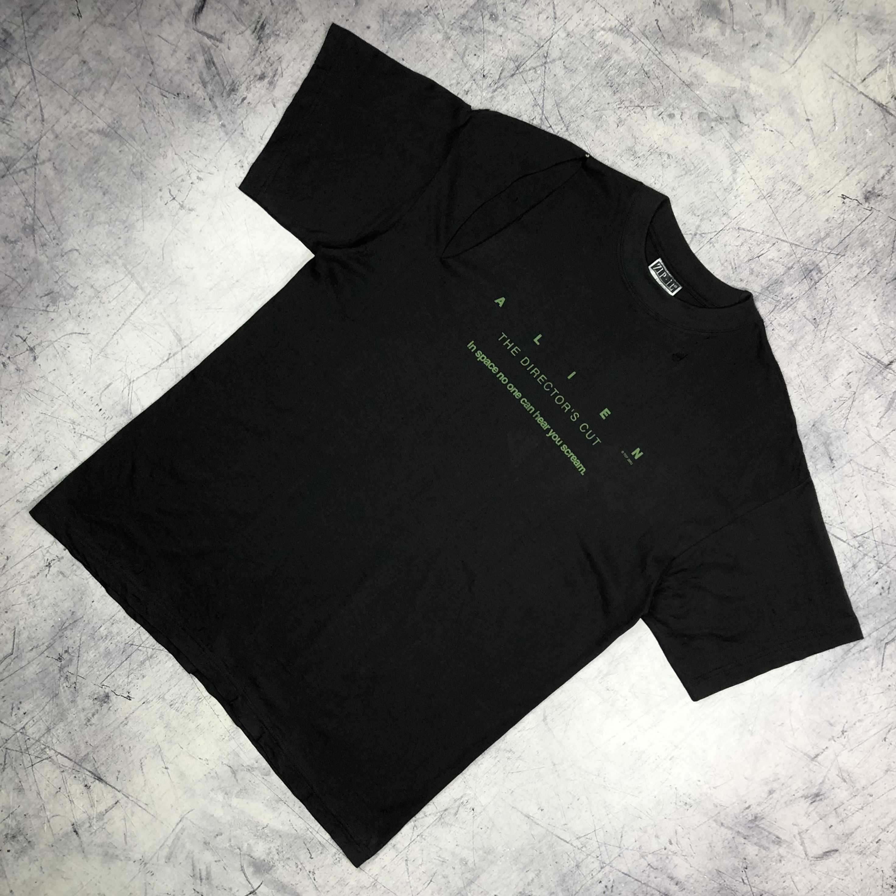 Expert Horror DRY ROT❗️2003 Alien Director’s Cut Horror Movie Tee Size US L / EU 52-54 / 3 - 4 Thumbnail