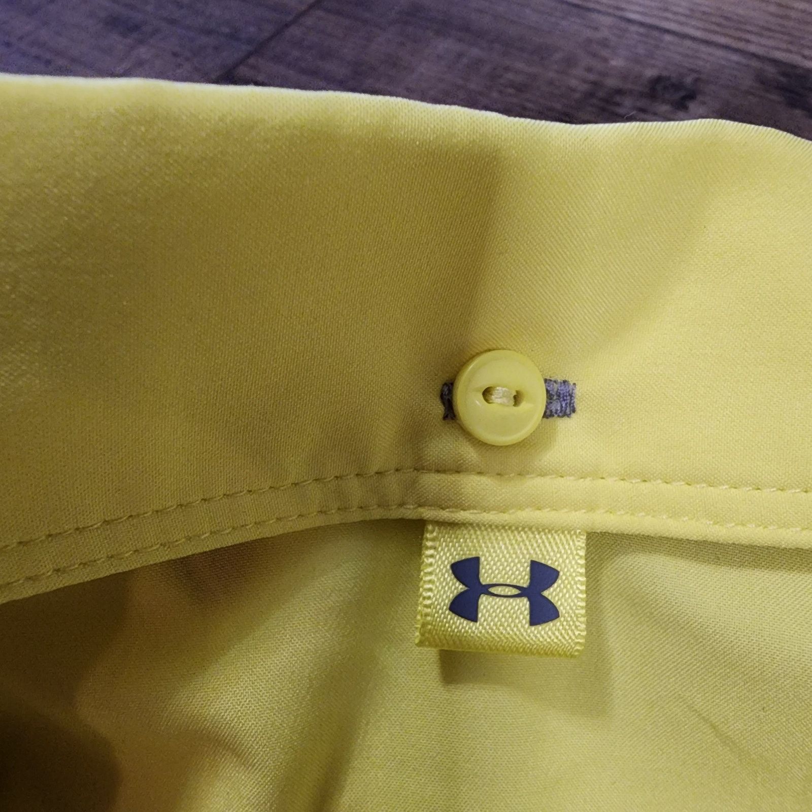 Under Armour Under Armour long sleeve yellow shirt size Medium 2508 Size US M / EU 48-50 / 2 - 6 Thumbnail