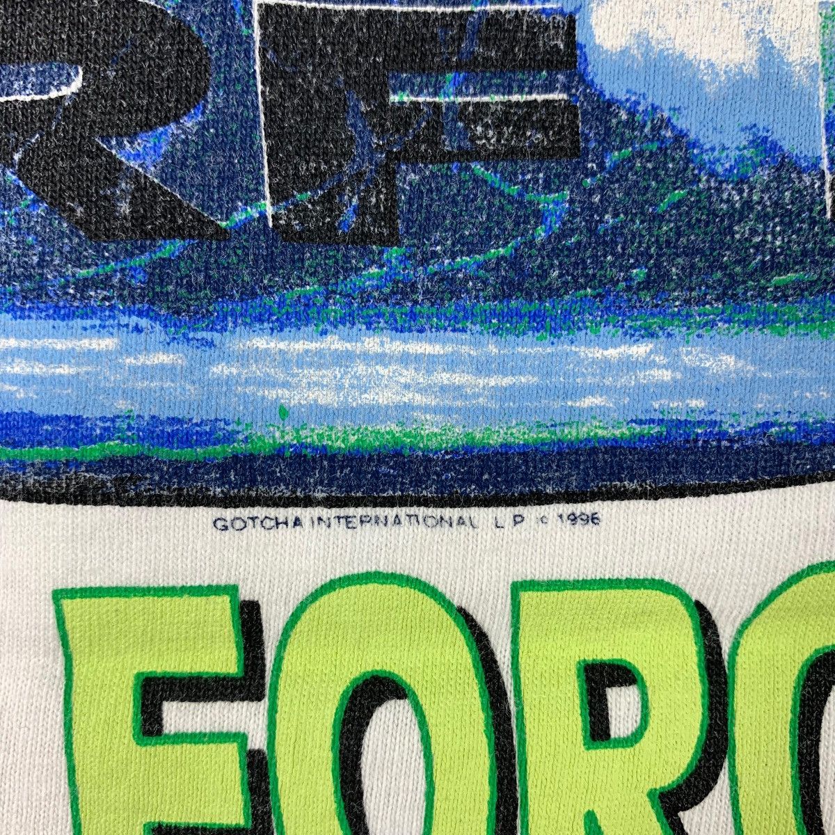 Gotcha Vintage 90s GOTCHA big logo back hit spellout surfing tee Size US M / EU 48-50 / 2 - 11 Thumbnail