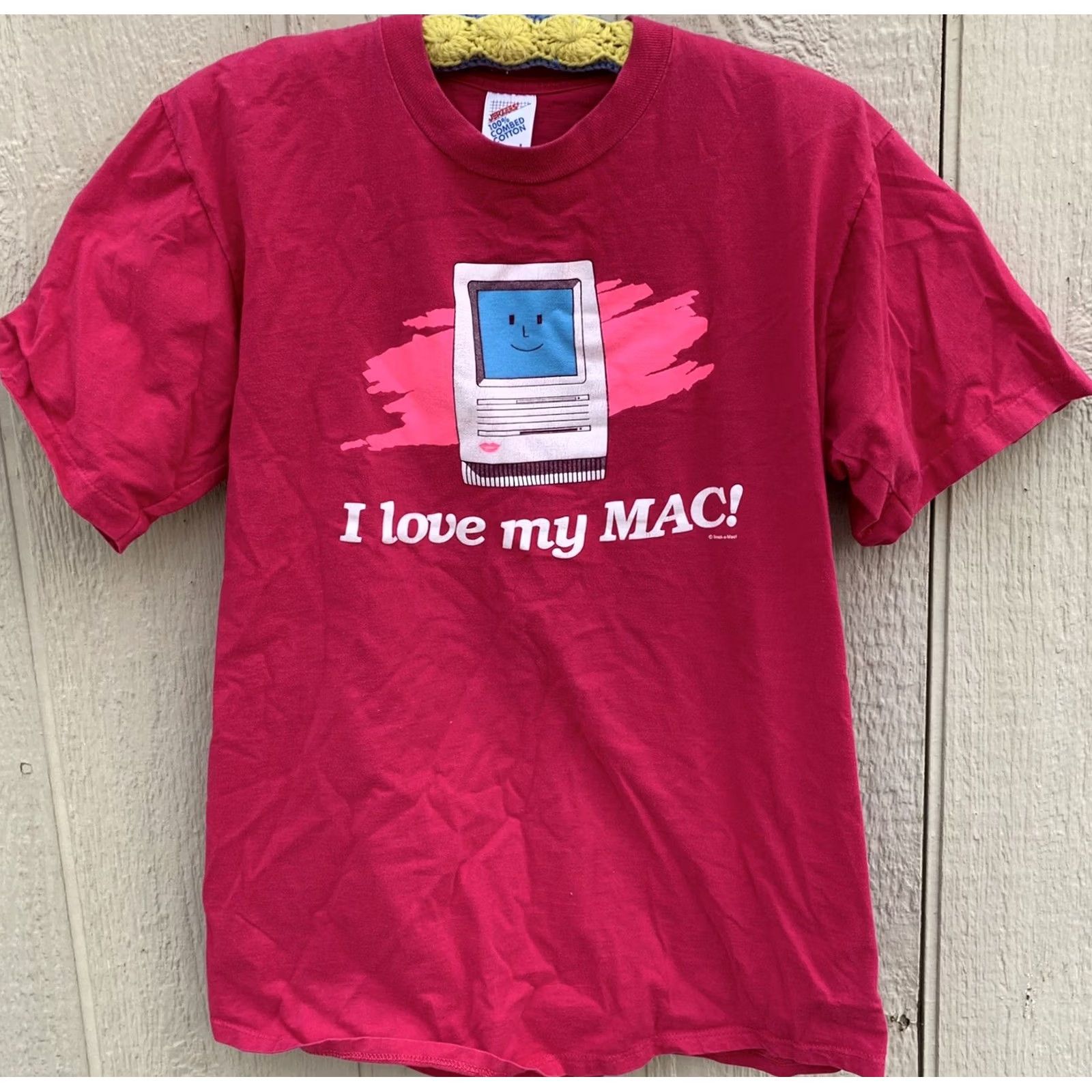 Jerzees VINTAGE I love my MAC! c Smack-a-Mac! T-Shirt L Men Pink 1990s Graphic Tee Jerzees Size US L / EU 52-54 / 3 - 4 Thumbnail
