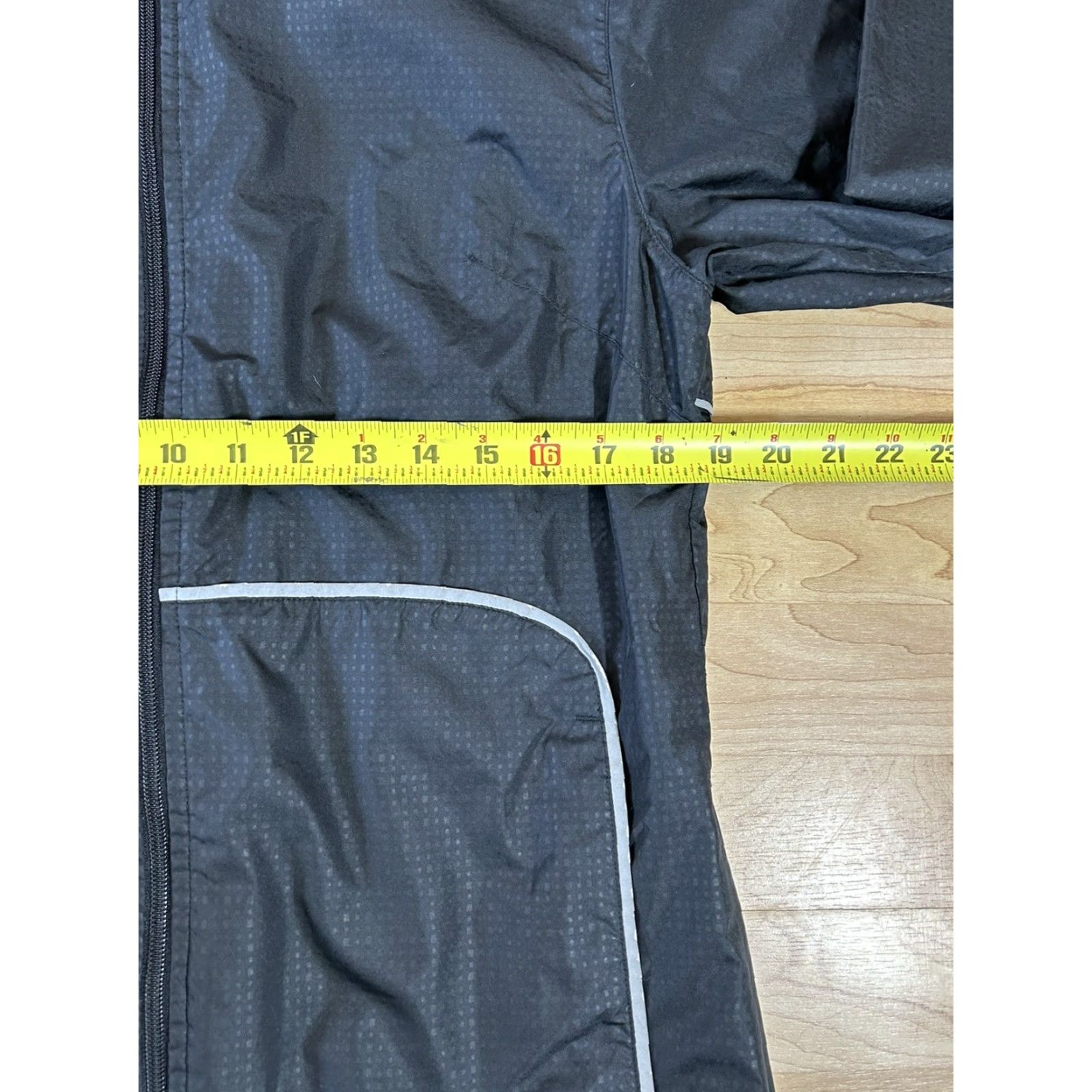 Nike Womens Nike Jacket Full Zip Rain Long Sleeve Swoosh Logo sz Medium Size M / US 6-8 / IT 42-44 - 3 Thumbnail