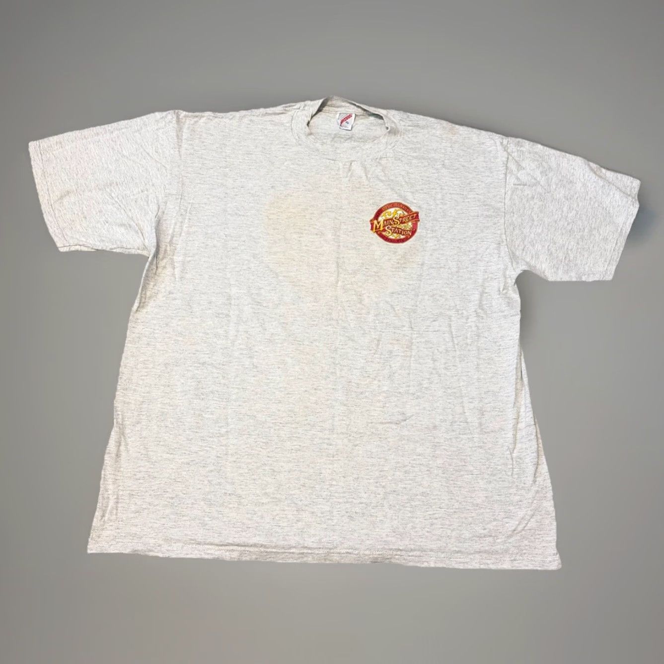 Vintage VINTAGE 90s Casino T-Shirt XL Men Gray Main Street Station Rosie O’Grady’s shirt Size US XL / EU 56 / 4 - 2 Thumbnail