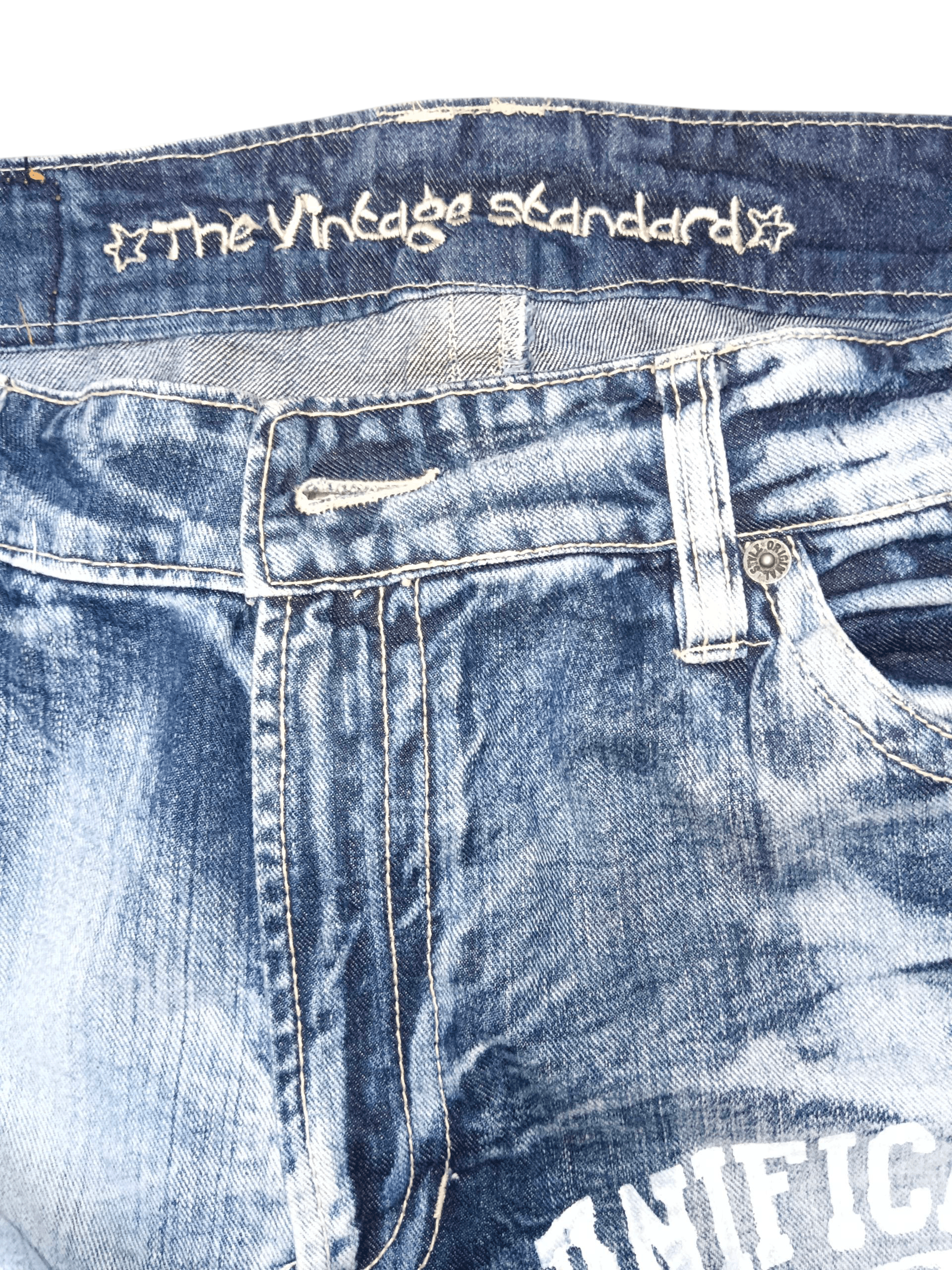 Denim & Co. 🔥FYE🔥 Patches Distressed Punk Cropped Denim Size US 37 - 8 Thumbnail