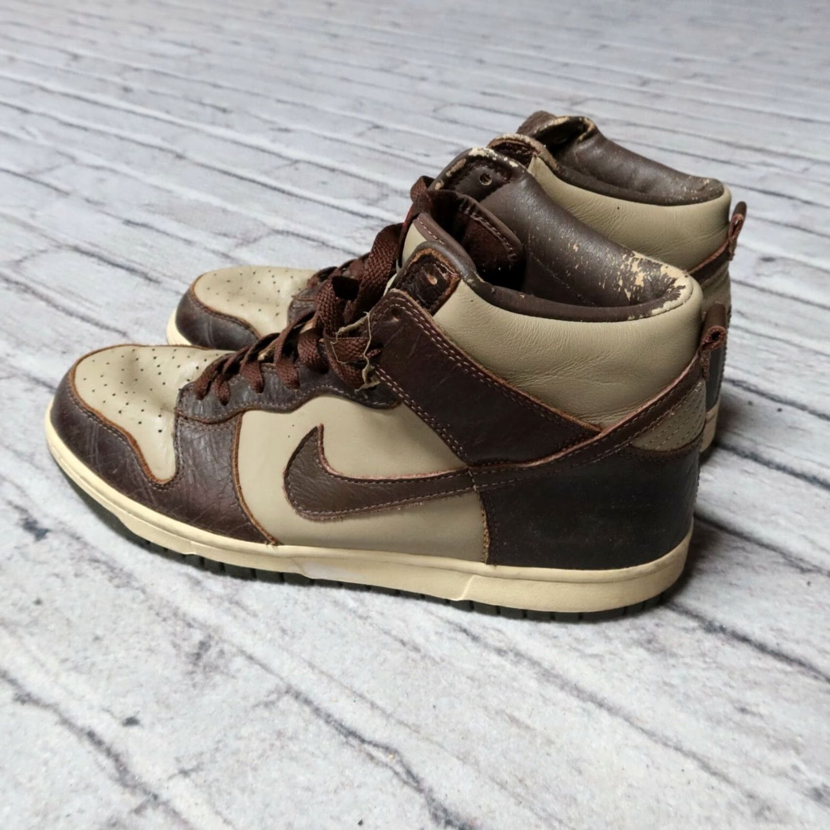 Nike Nike Dunk High Premium Brown 10.5 Mens Shoes Vintage 306968-221 Size US 11 / EU 44 - 4 Thumbnail