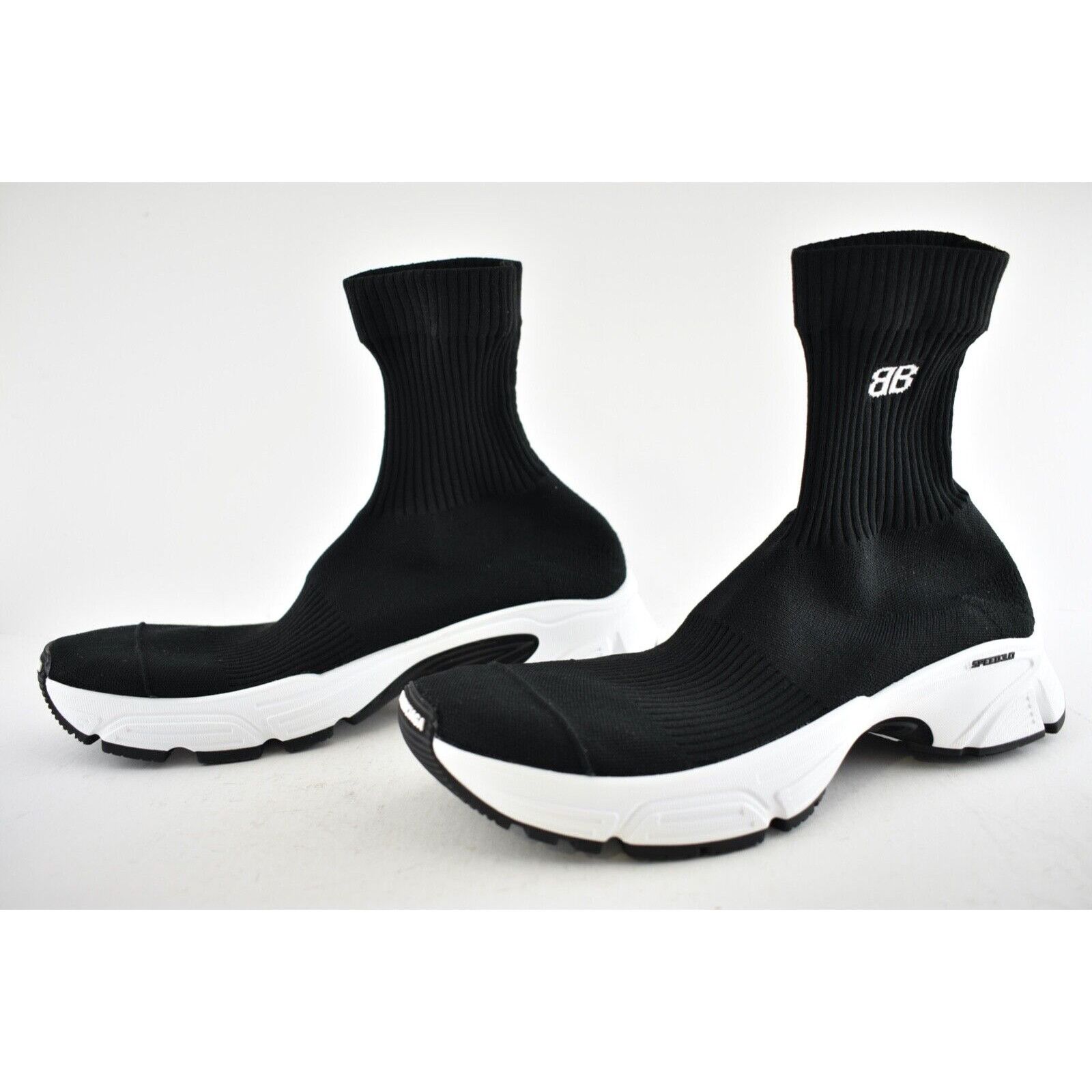 Balenciaga Balenciaga Speed 3.0 Sock White Black High Top Sneakers 41 Size US 11 / IT 41 - 9 Thumbnail