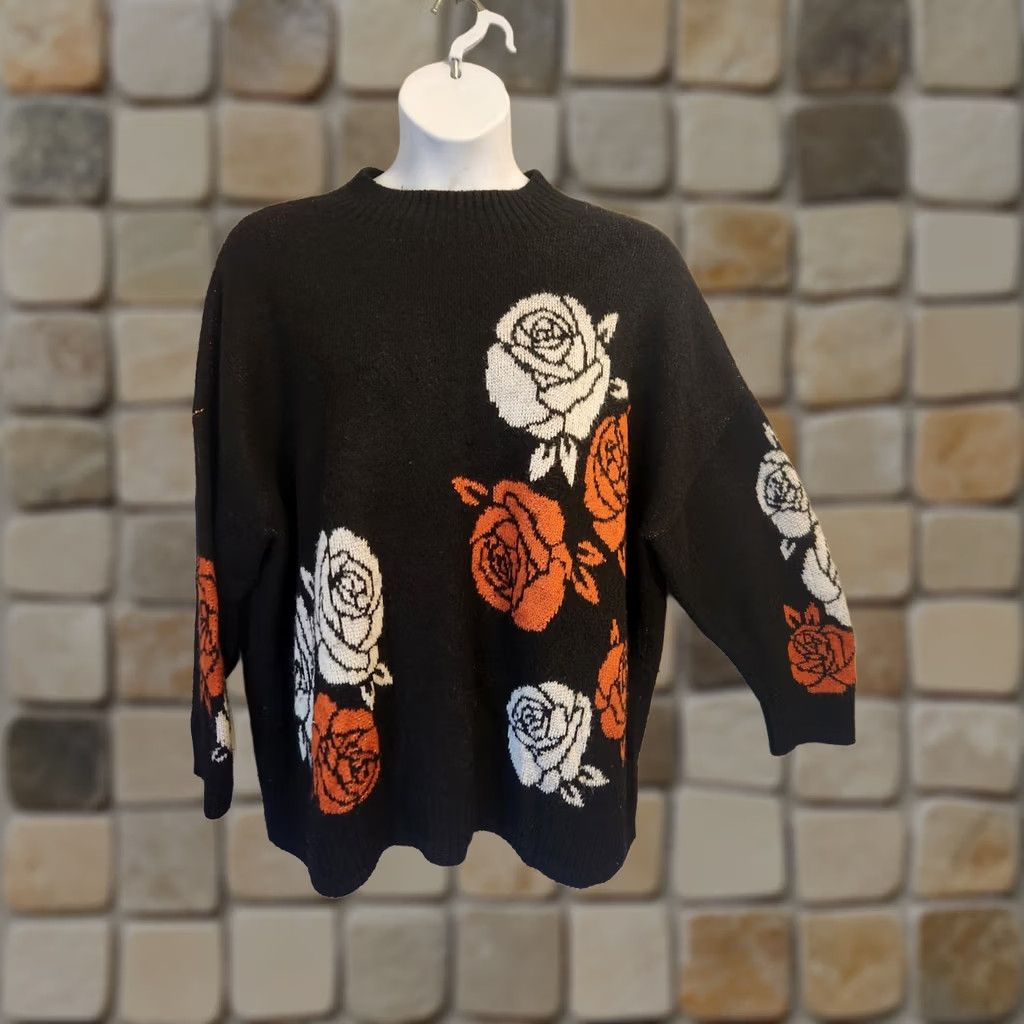 Torrid Torrid Plus Size Sweater Black Floral Orange White Mock Neck 3X Women Size XXL / US 16-18 / IT 52-54 - 1 Thumbnail