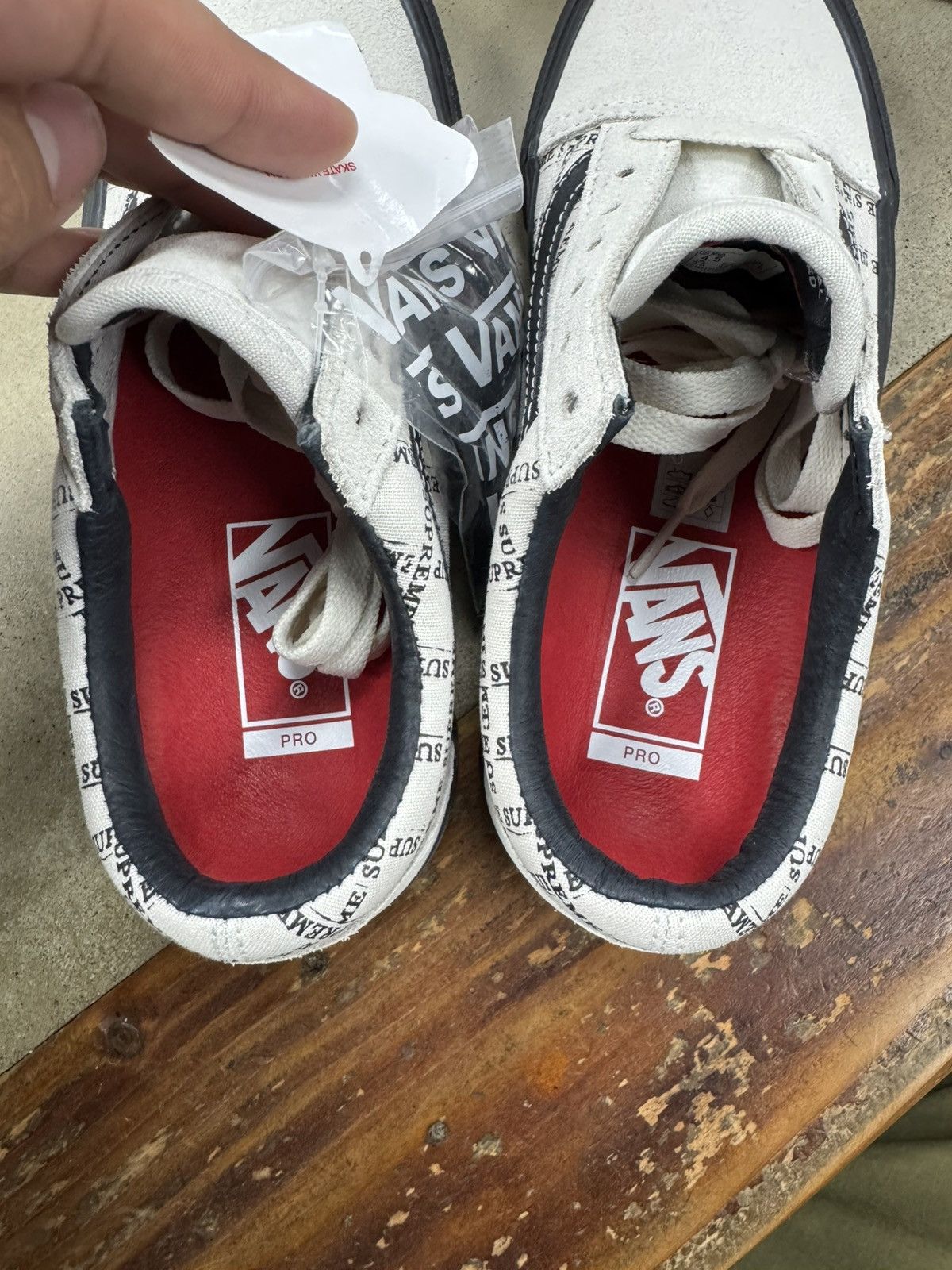Supreme × Vans Supreme X Vans Grid White (SIZE 4.5M) Size US 5 / EU 37 - 7 Thumbnail
