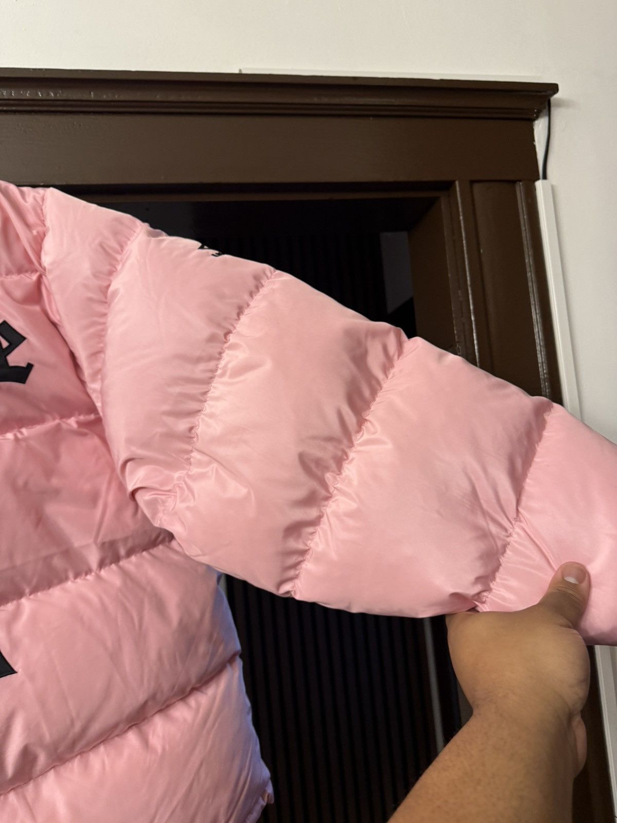 Supreme Supreme Umbro Puffer Jacket Pink Size Large Size US L / EU 52-54 / 3 - 13 Thumbnail